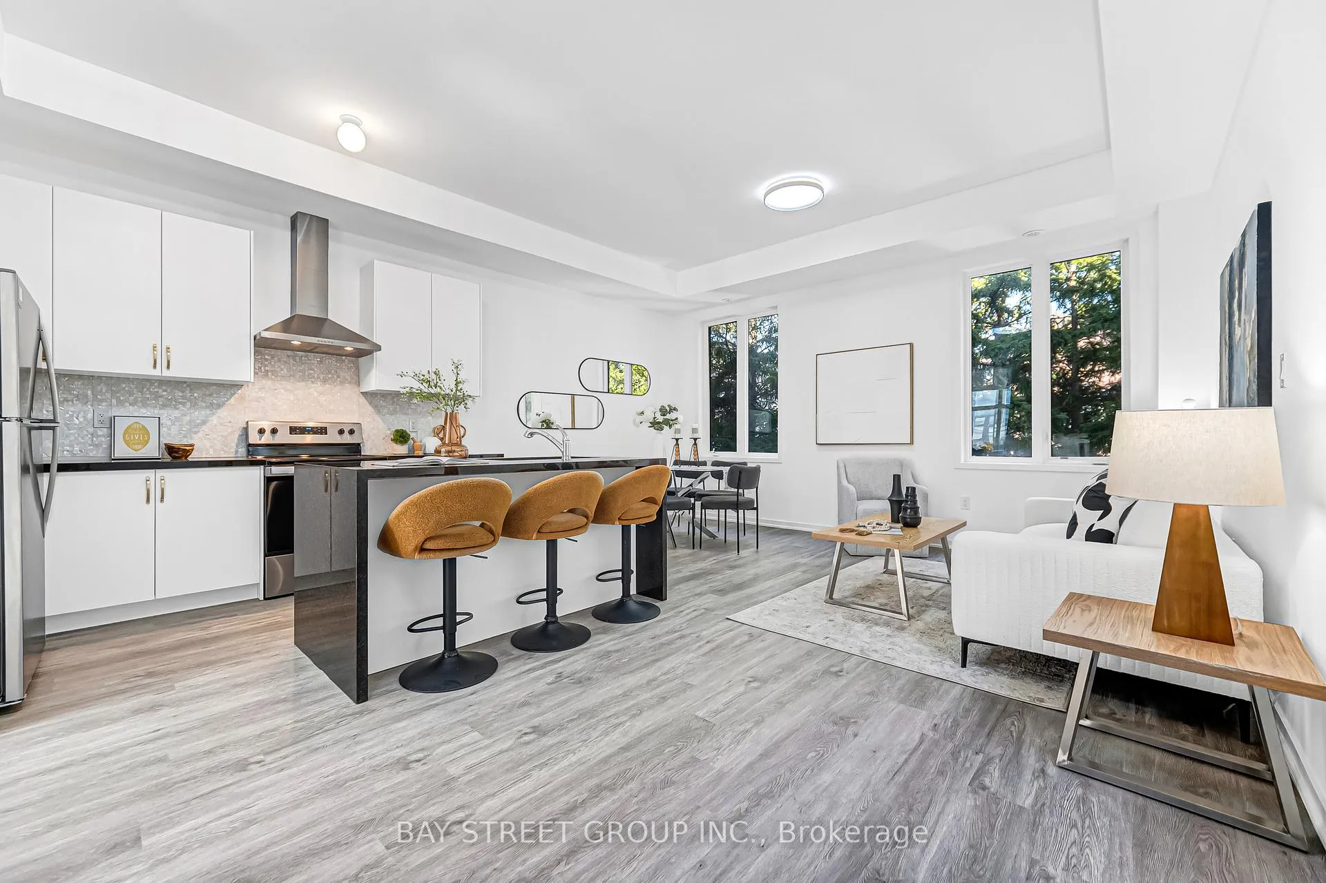 Photo 4 of 27 Armillo Place, Markham, Wismer — HOMEH