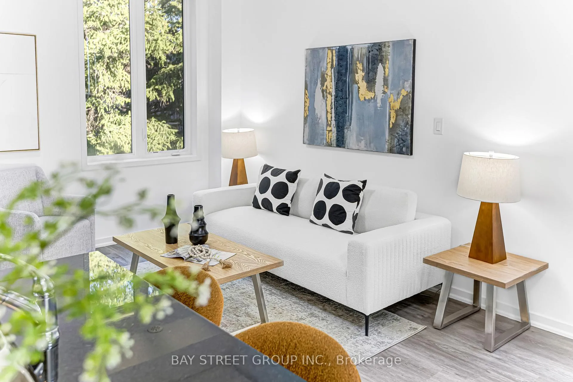 Photo 10 of 27 Armillo Place, Markham, Wismer — HOMEH