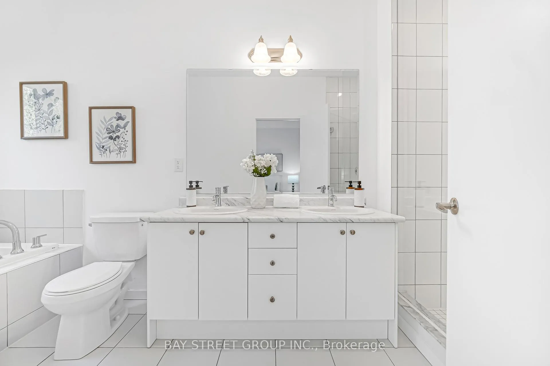 Photo 16 of 27 Armillo Place, Markham, Wismer — HOMEH