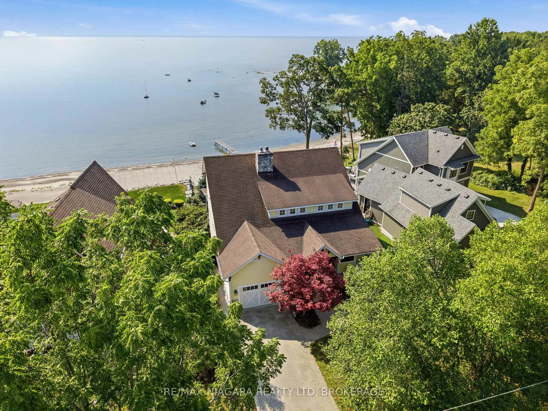 Photo of 3585 Yacht Harbour Road