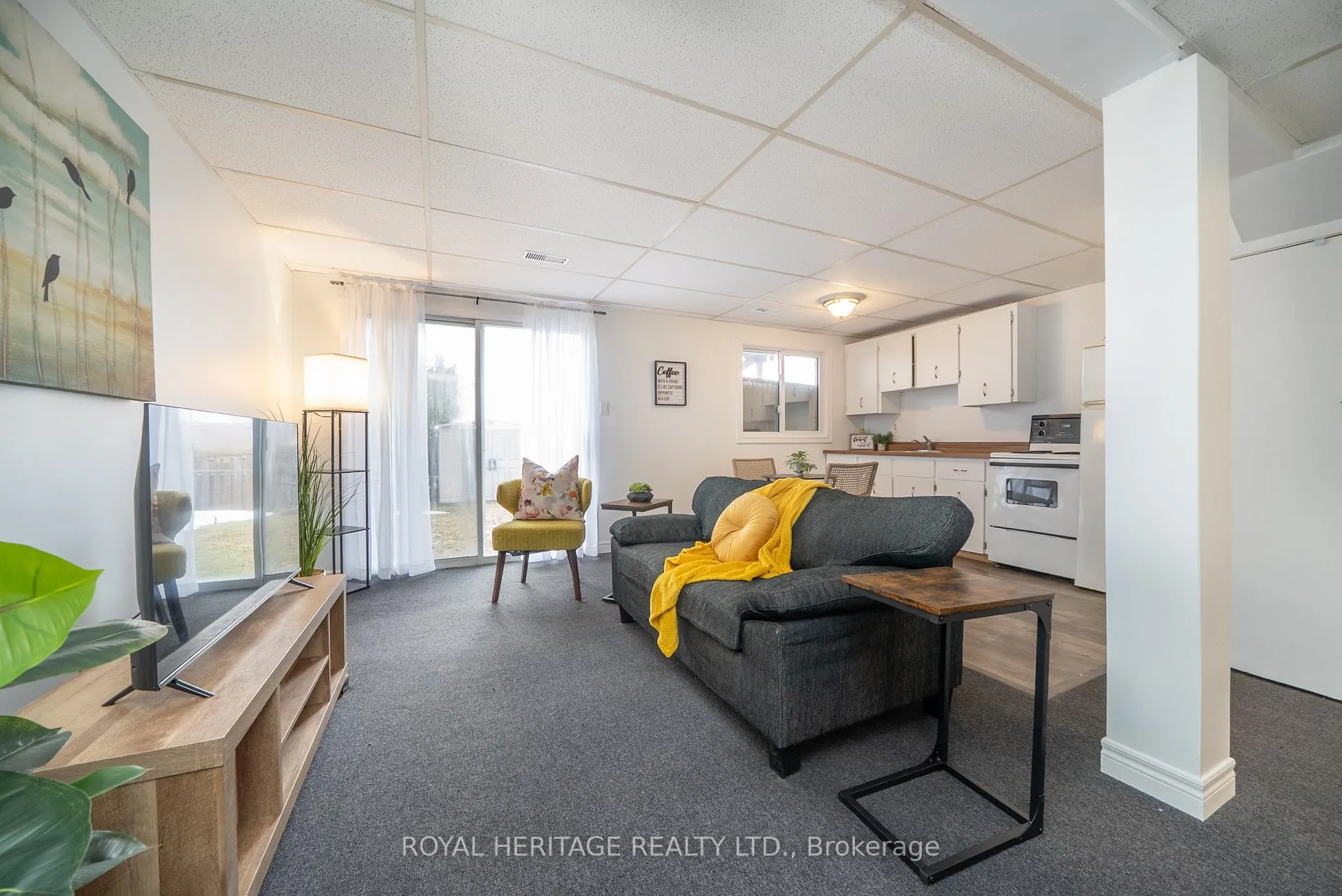 Photo 22 of 49 Browning Trail, Barrie, Letitia Heights — HOMEH