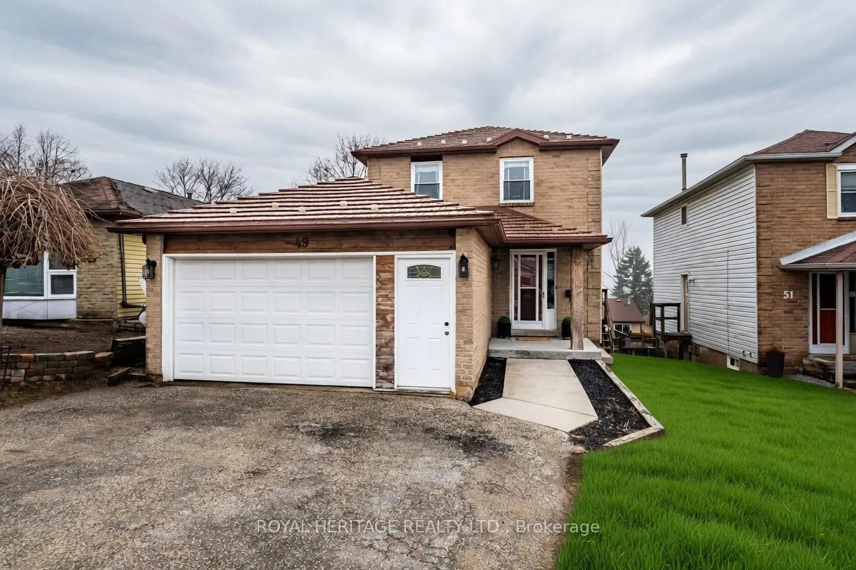 Photo 1 of 49 Browning Trail, Barrie, Letitia Heights — HOMEH