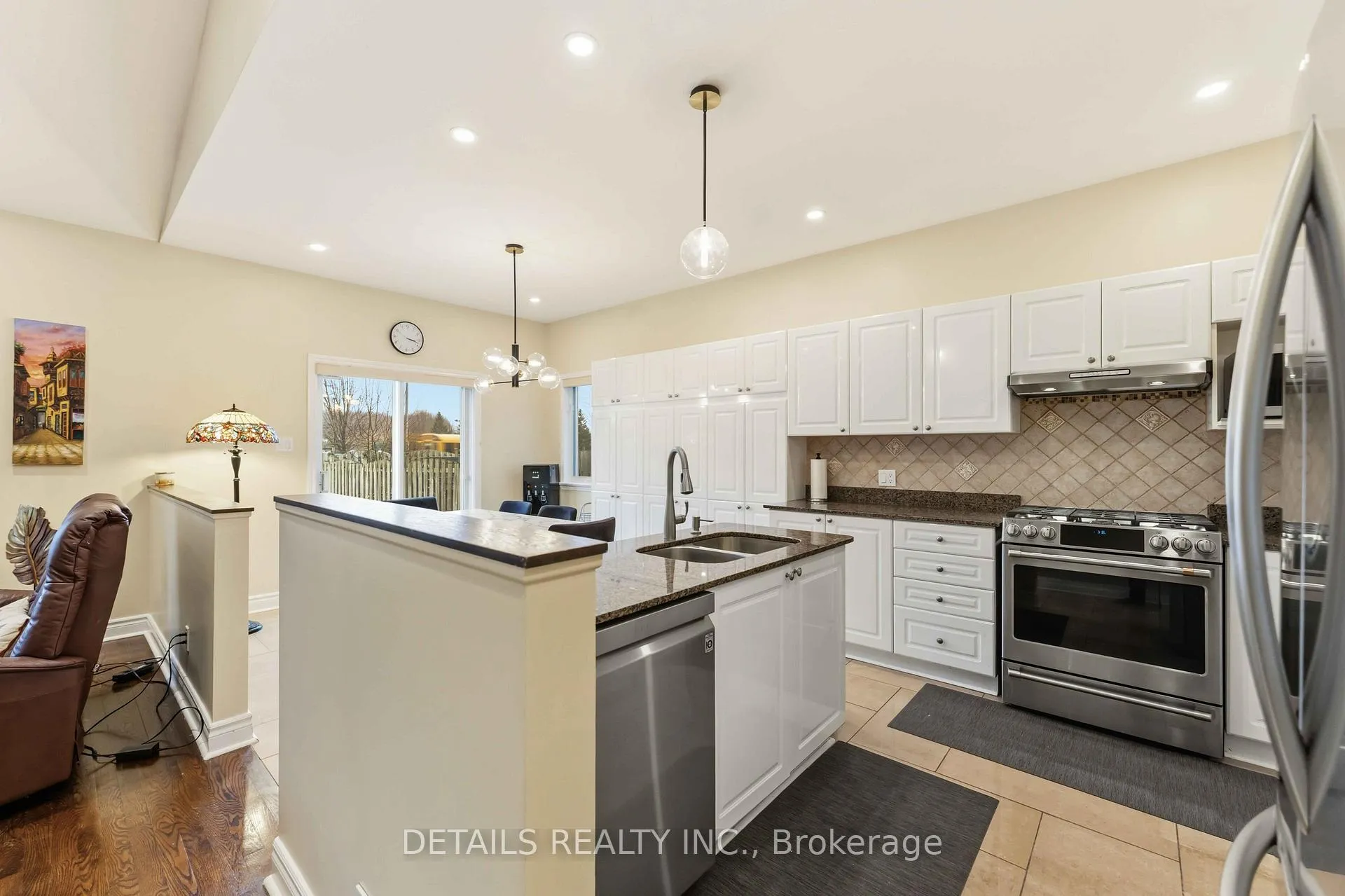 Photo 16 of 4124 Wolfe Point Way, Ottawa, Riverside South/Gloucester Glen — HOMEH