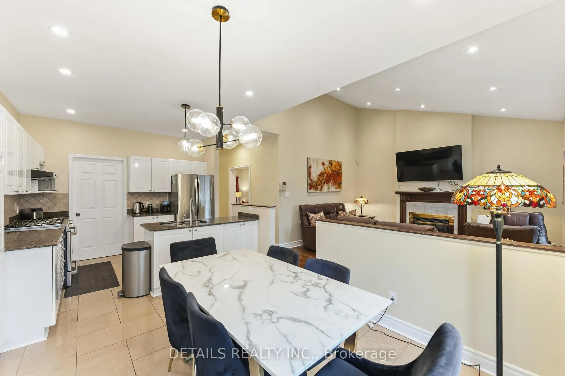 Photo 21 of 4124 Wolfe Point Way, Ottawa, Riverside South/Gloucester Glen — HOMEH