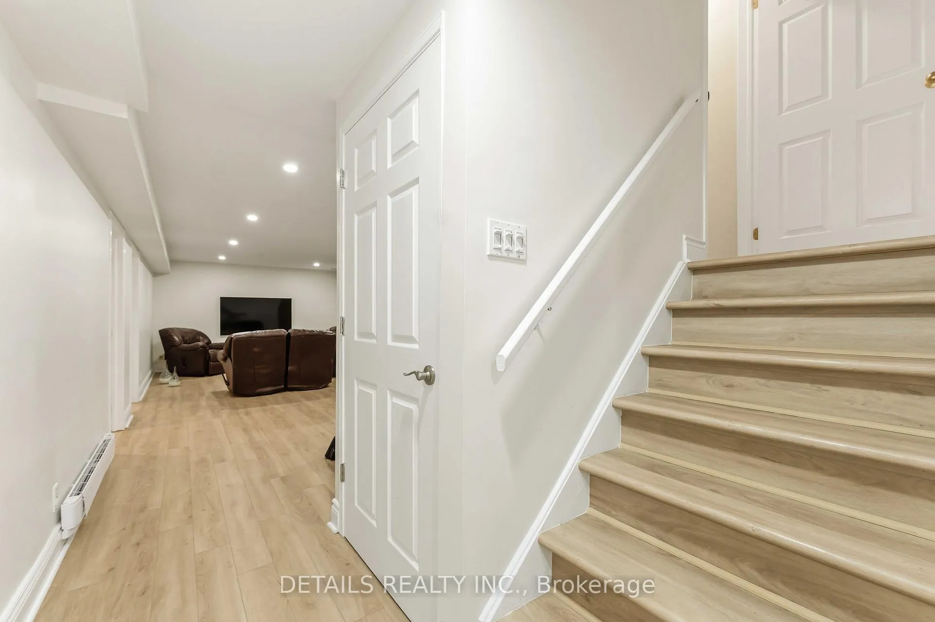 Photo 36 of 4124 Wolfe Point Way, Ottawa, Riverside South/Gloucester Glen — HOMEH
