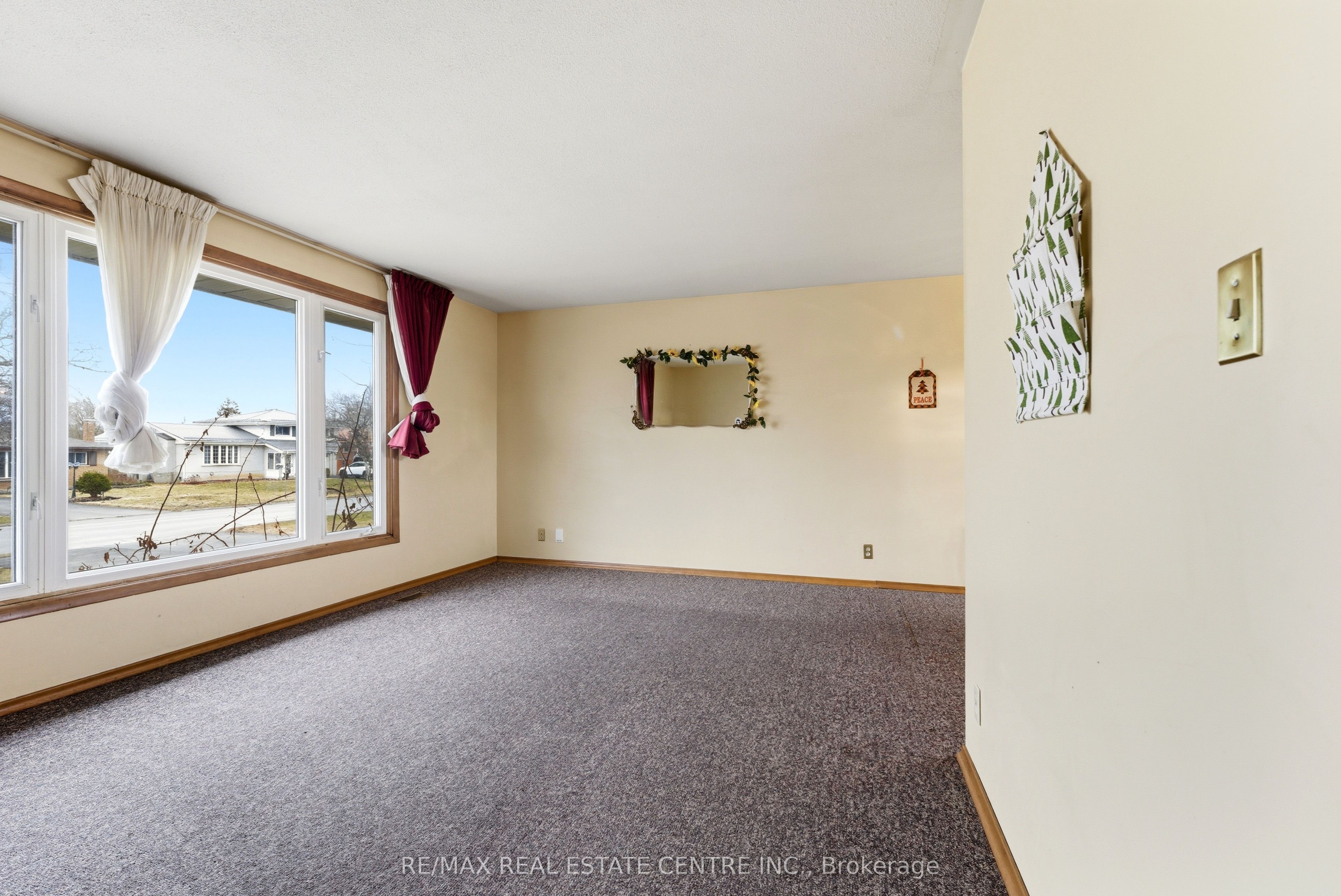 Photo 10 of 640 Bridge Street E, Belleville, Belleville Ward — HOMEH
