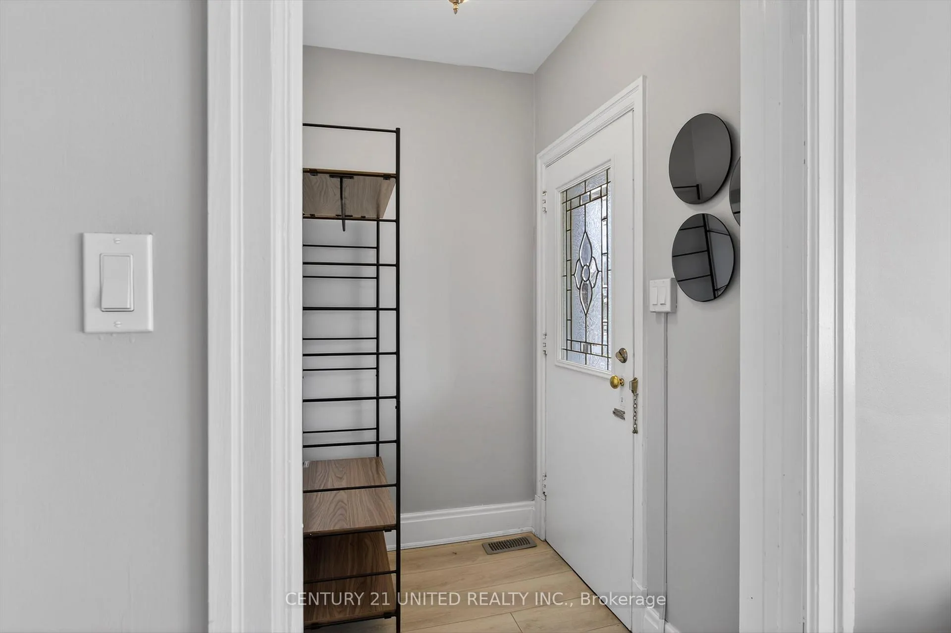 Photo 7 of 521 Armour Road, Peterborough, Ashburnham Ward 4 — HOMEH