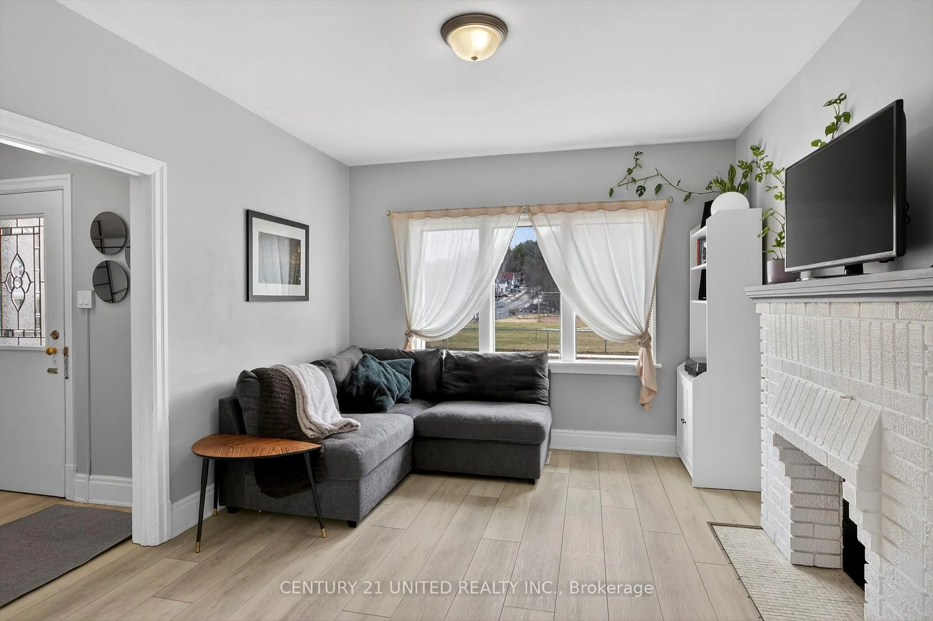Photo 9 of 521 Armour Road, Peterborough, Ashburnham Ward 4 — HOMEH