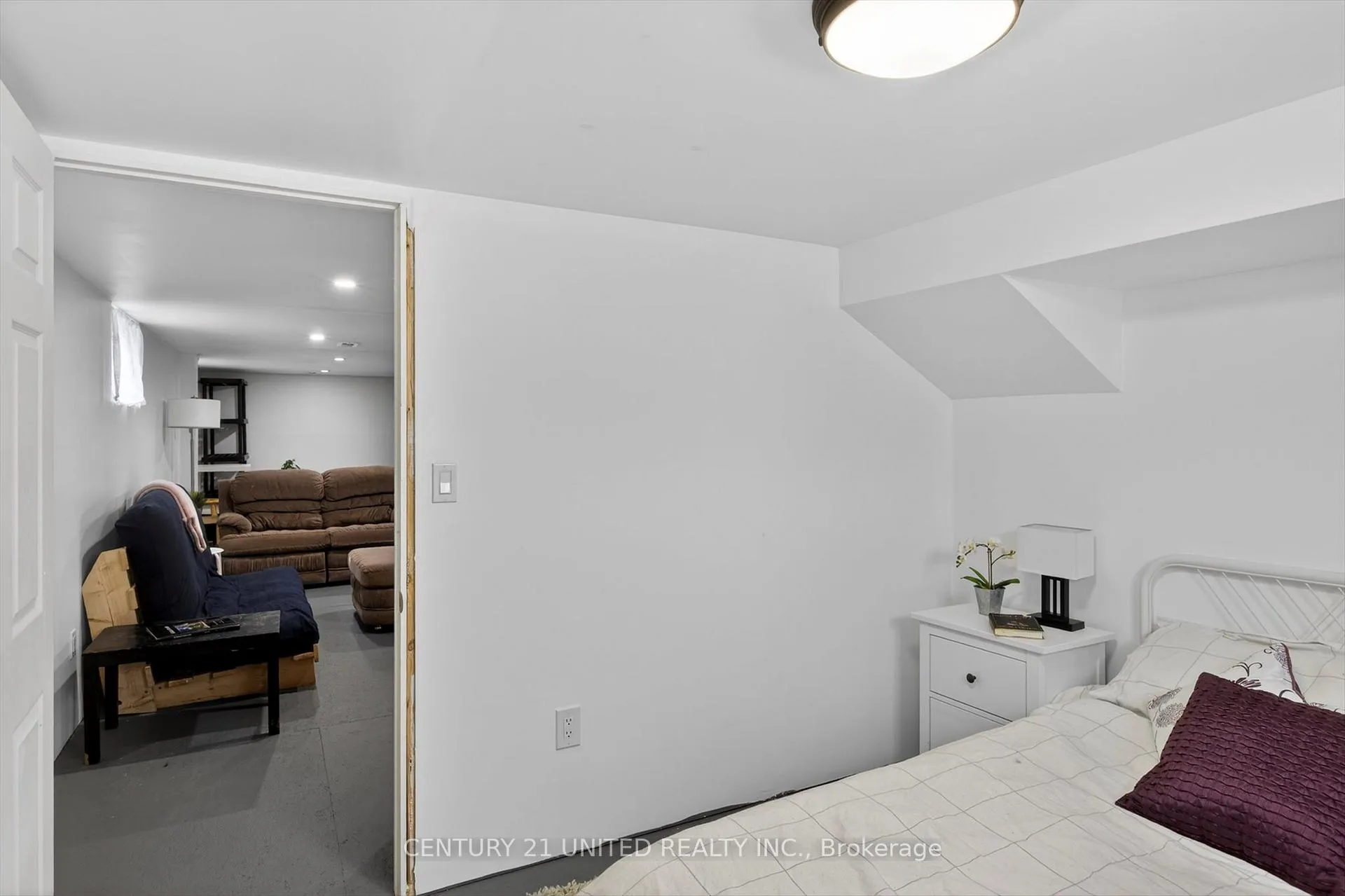 Photo 36 of 521 Armour Road, Peterborough, Ashburnham Ward 4 — HOMEH