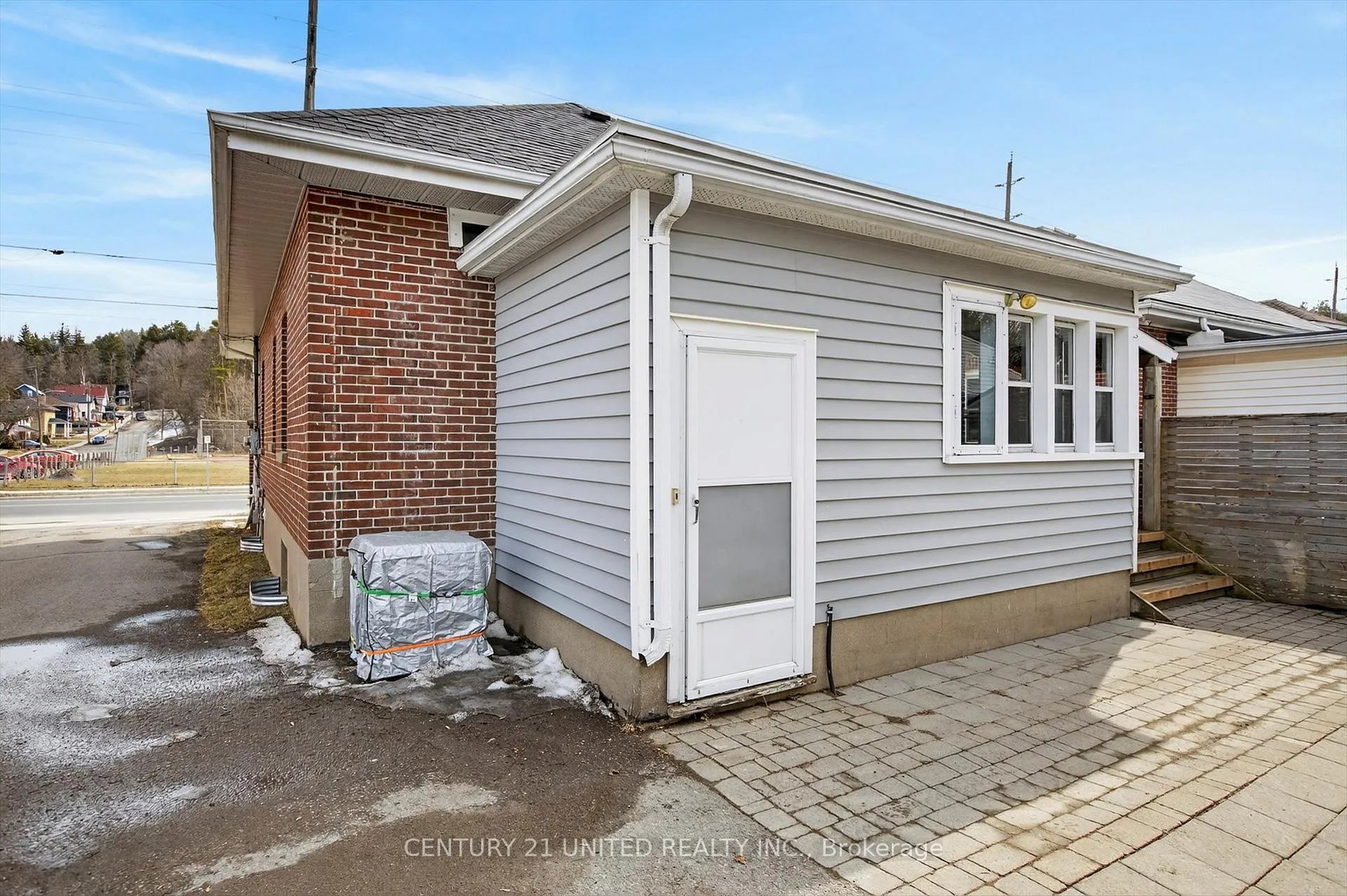 Photo 46 of 521 Armour Road, Peterborough, Ashburnham Ward 4 — HOMEH