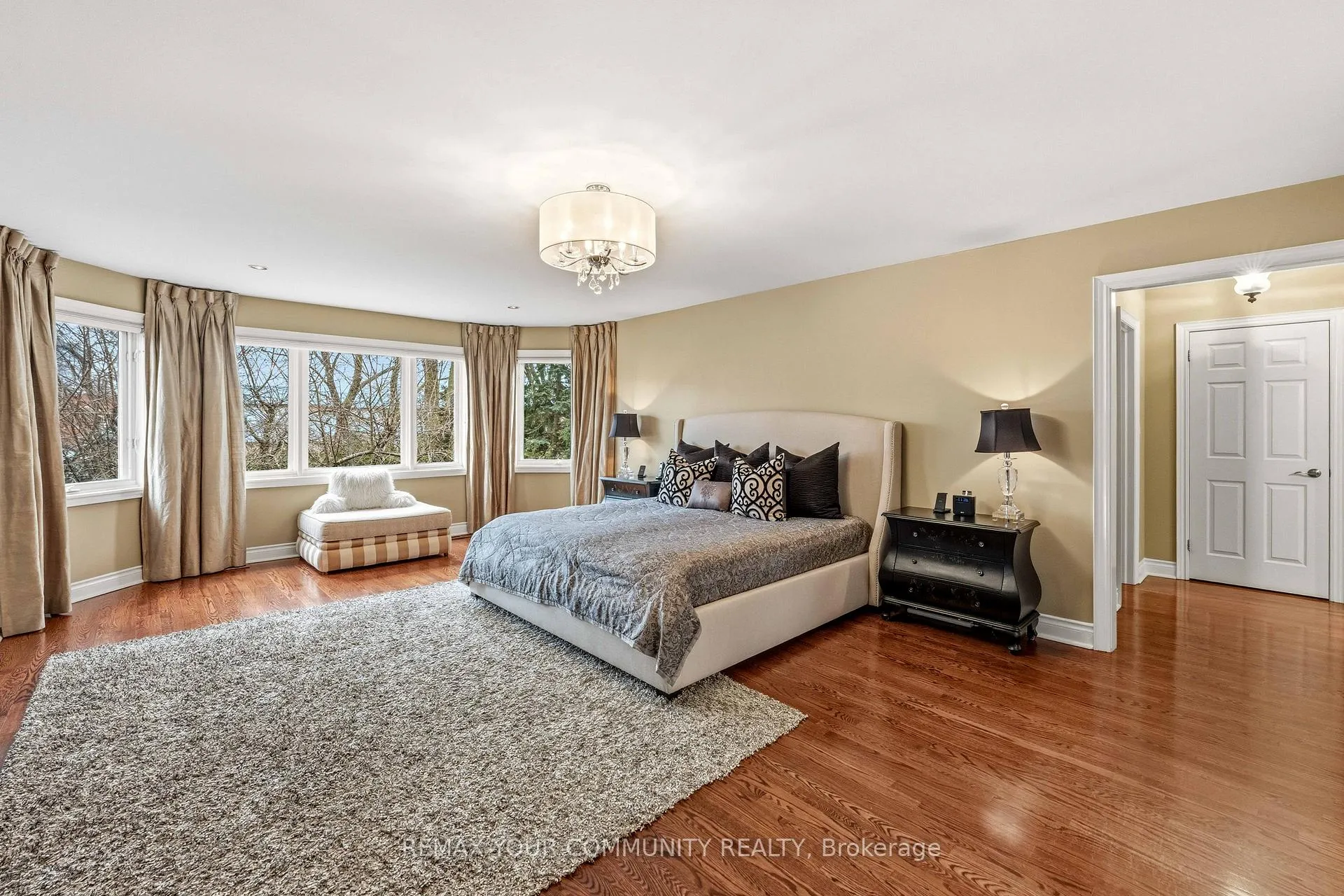 Photo 22 of 37 Vaughan Boulevard, Vaughan, Beverley Glen — HOMEH