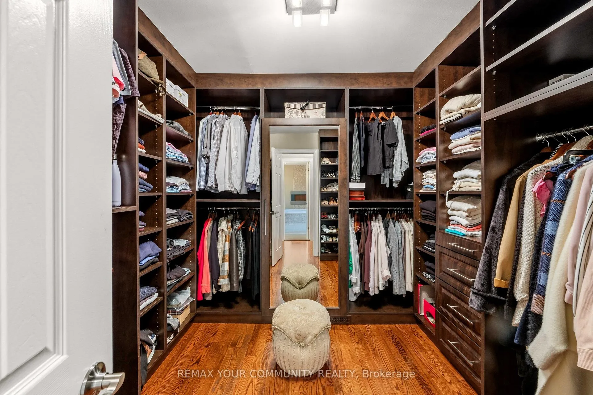 Photo 23 of 37 Vaughan Boulevard, Vaughan, Beverley Glen — HOMEH
