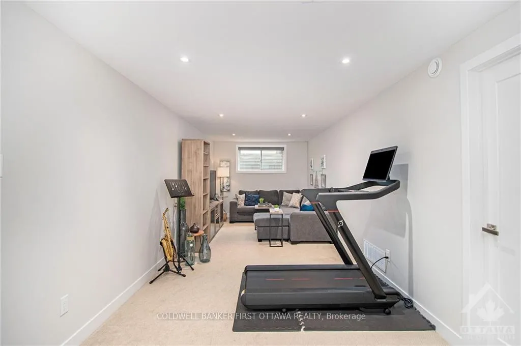 Photo 25 of 427 Rainrock Crescent, Ottawa, Mer Bleue/Bradley Estates/Anderson Park — HOMEH