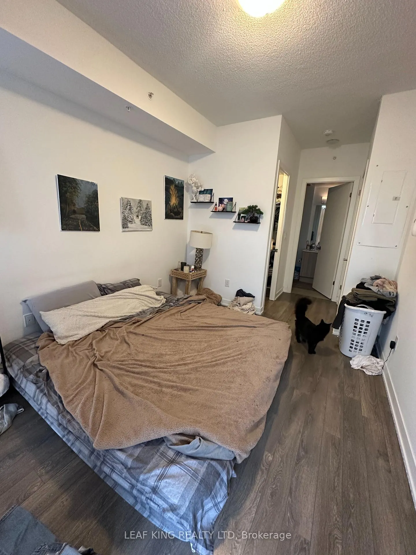 Photo 7 of Unit 1007, 550 North Service Road, Grimsby, Grimsby Beach — HOMEH