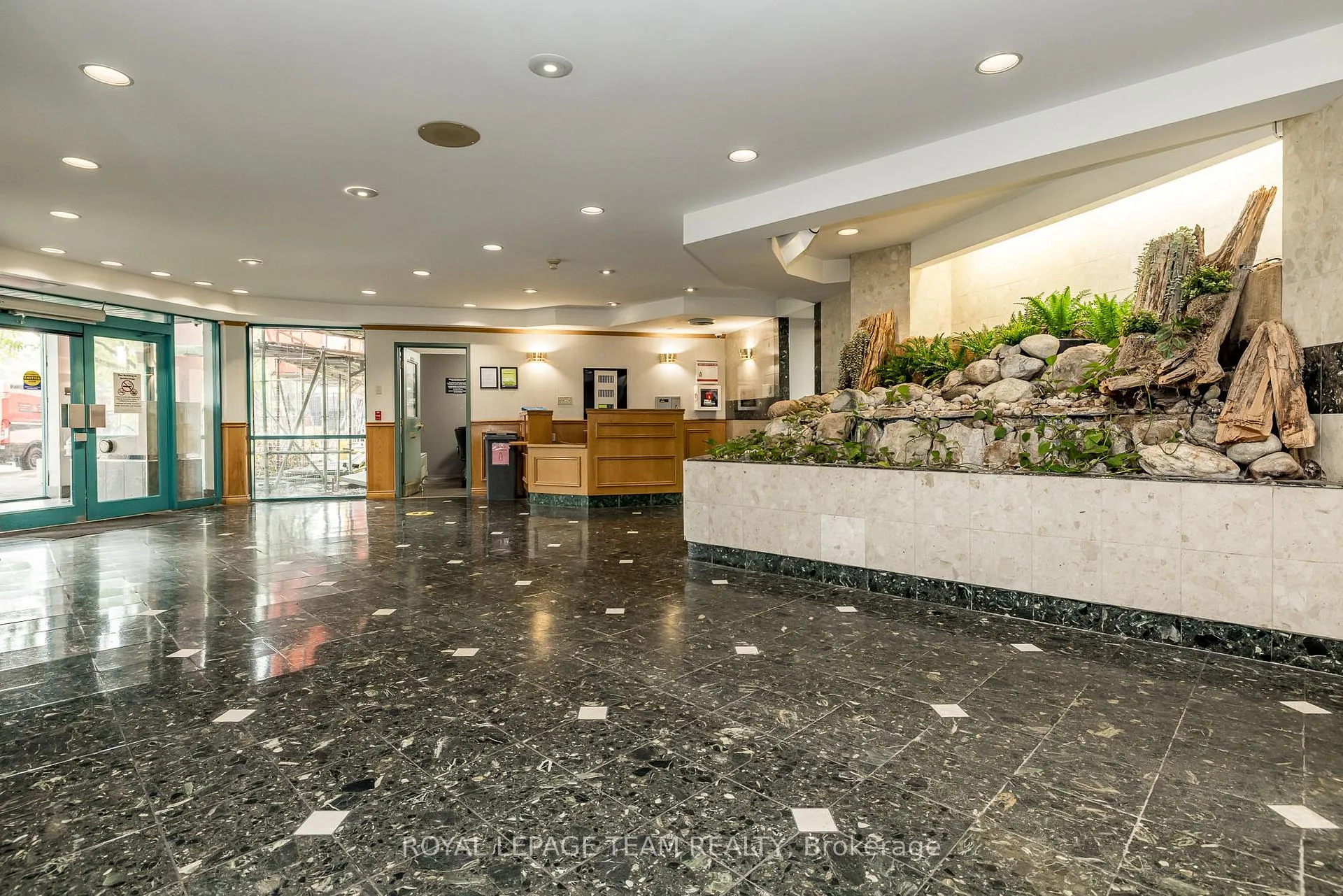 Photo 3 of Unit 115, 1025 Grenon Avenue, Ottawa, Fairfield Heights — HOMEH
