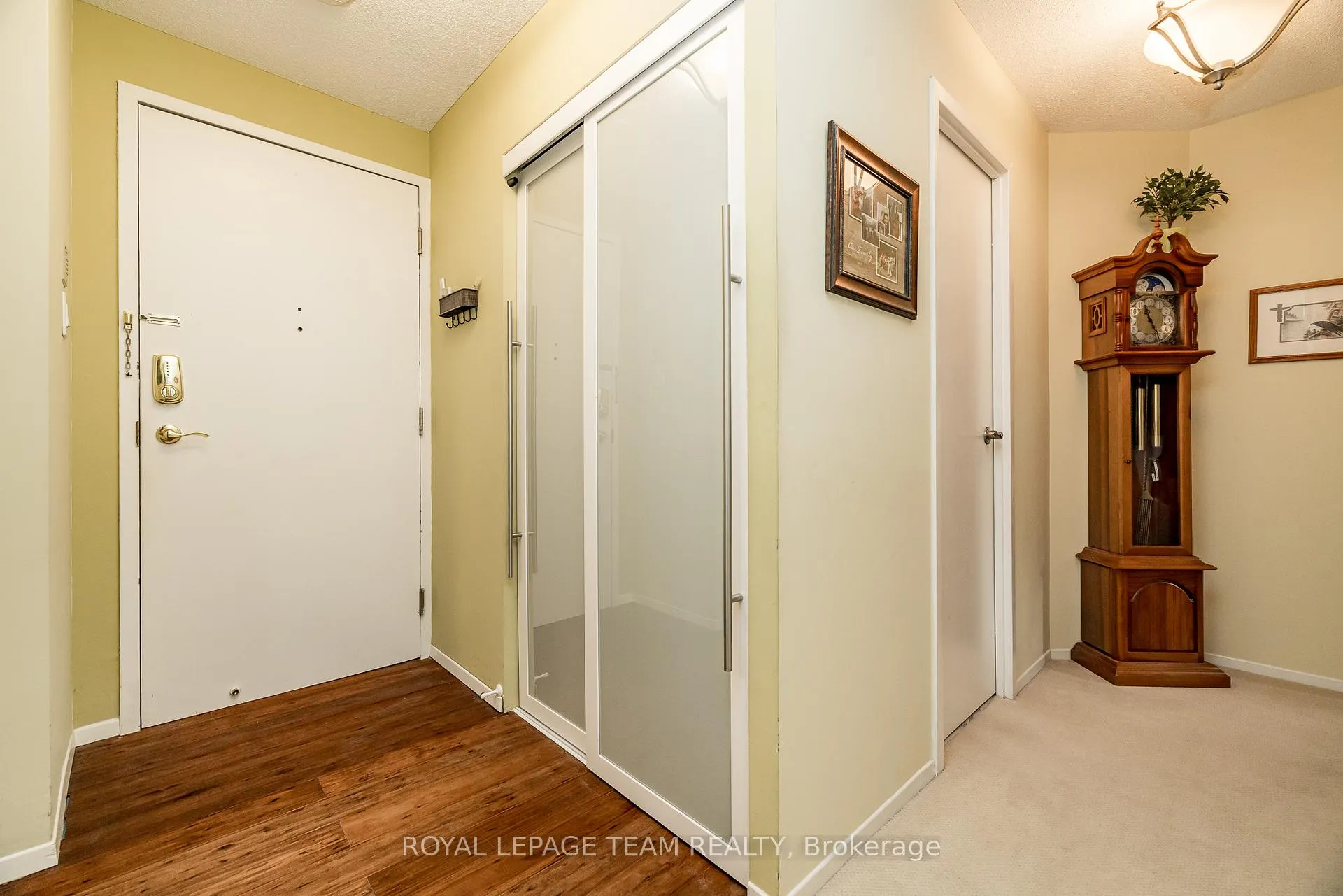 Photo 4 of Unit 115, 1025 Grenon Avenue, Ottawa, Fairfield Heights — HOMEH