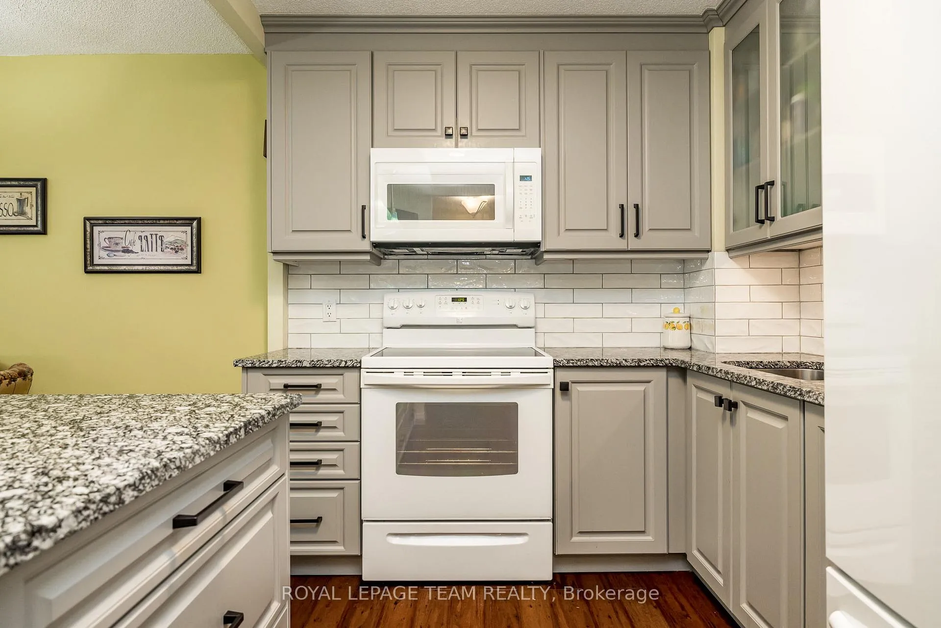 Photo 14 of Unit 115, 1025 Grenon Avenue, Ottawa, Fairfield Heights — HOMEH