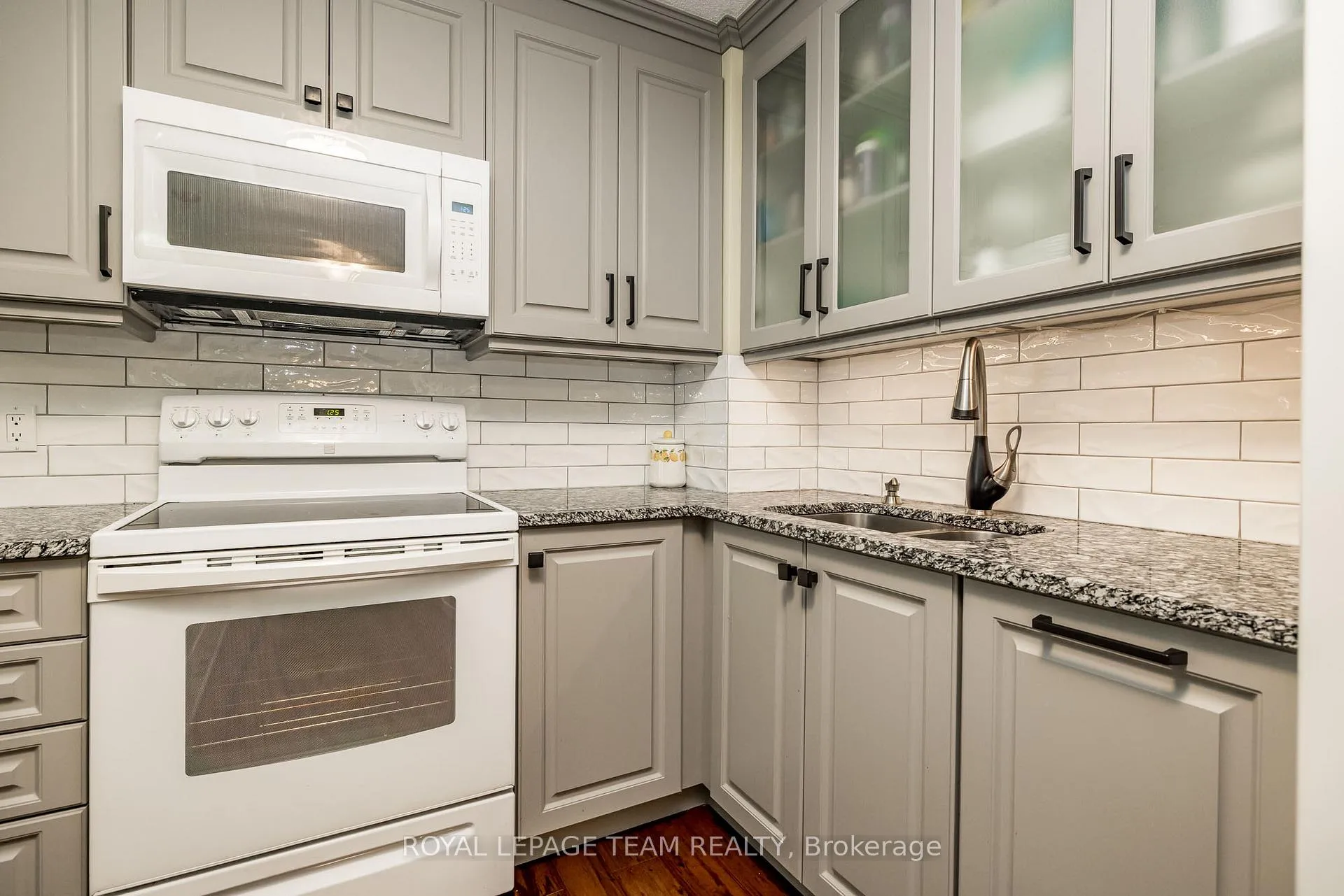 Photo 15 of Unit 115, 1025 Grenon Avenue, Ottawa, Fairfield Heights — HOMEH