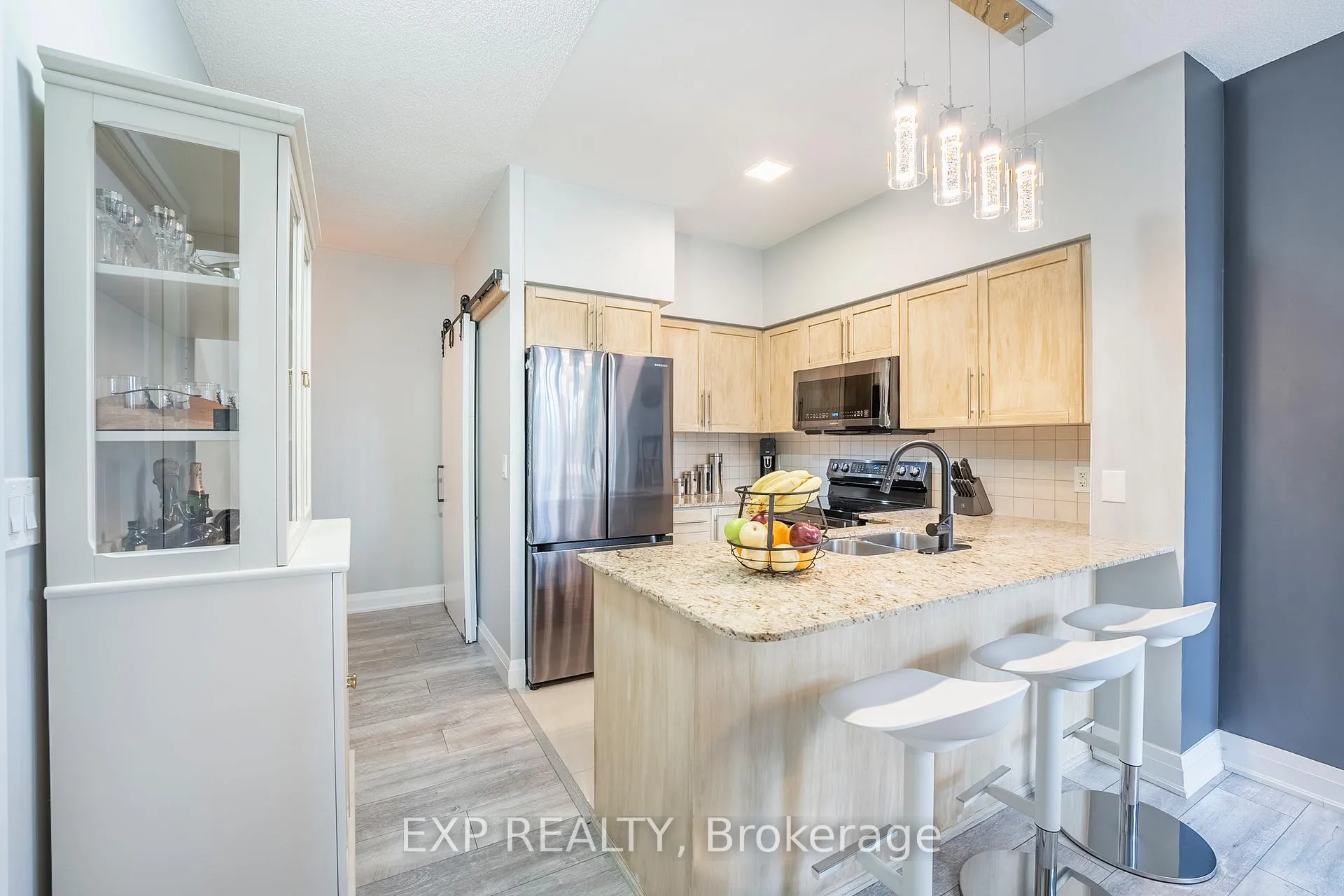 Photo 10 of Unit 105, 20 North Park Road, Vaughan, Beverley Glen — HOMEH
