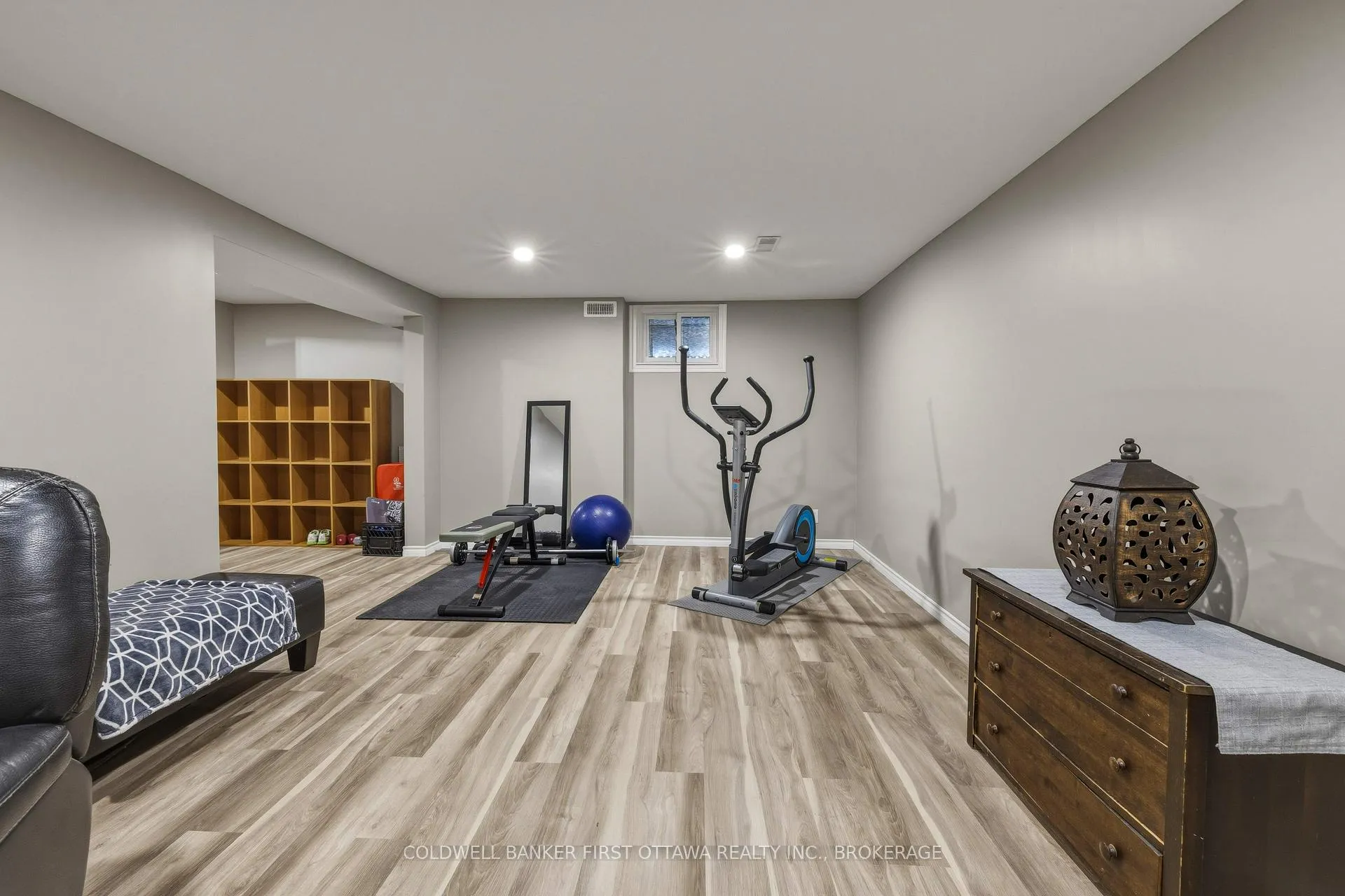 Photo 34 of 695 Laidlaw Crescent, Kingston, South of Taylor-Kidd Blvd — HOMEH