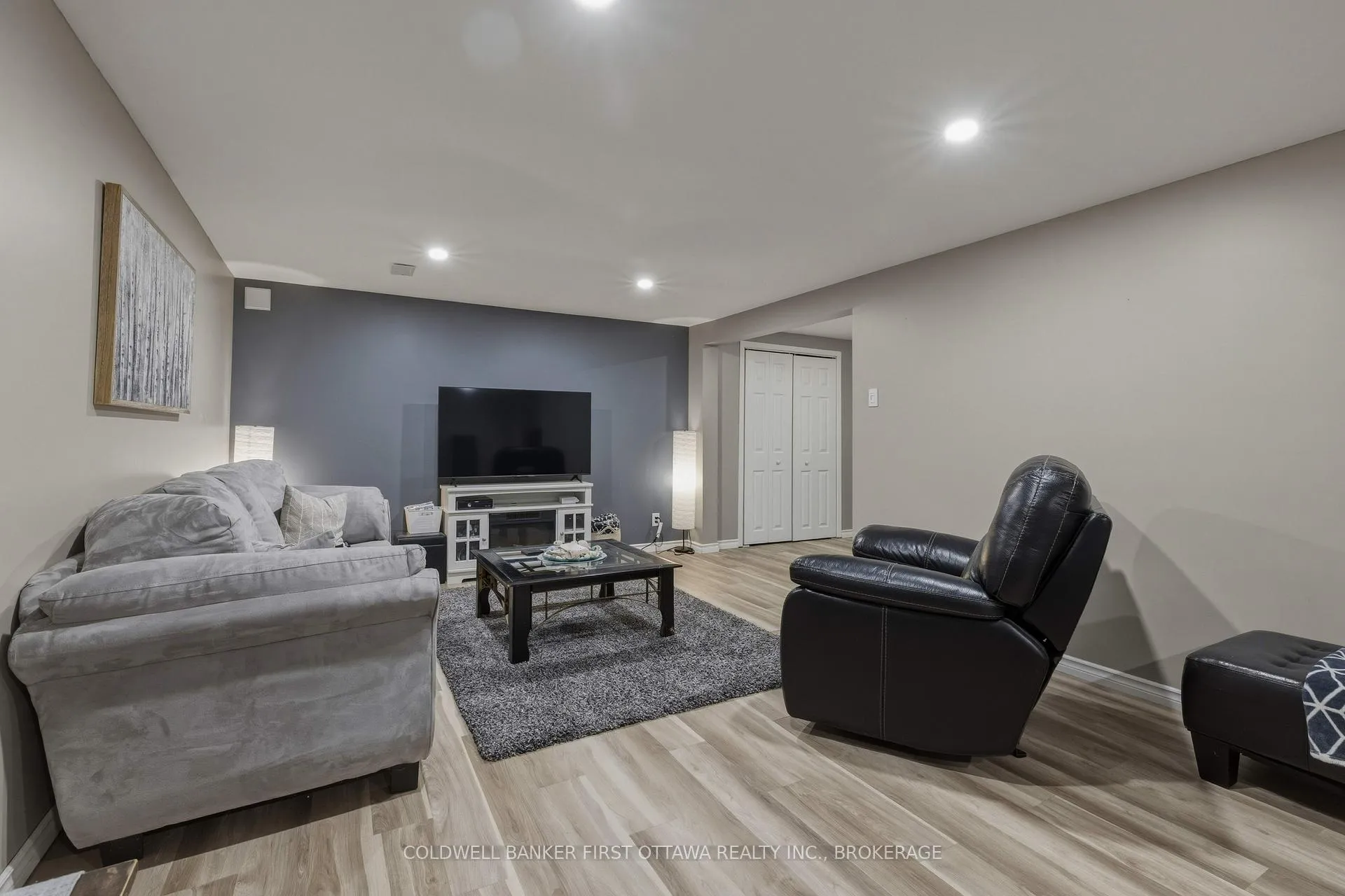 Photo 35 of 695 Laidlaw Crescent, Kingston, South of Taylor-Kidd Blvd — HOMEH