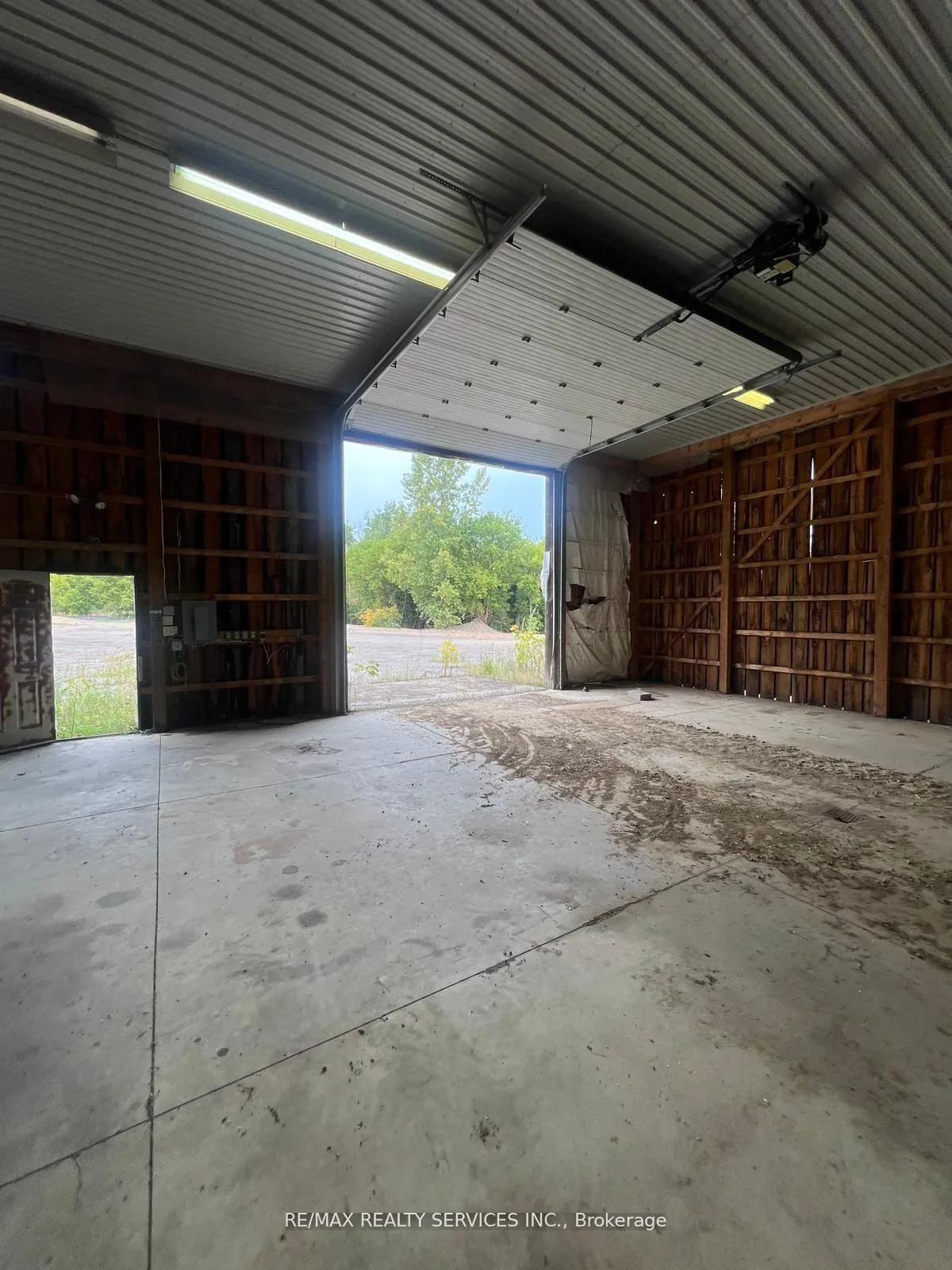 Photo 9 of 2178 Highway 6, Hamilton, Rural Flamborough — HOMEH