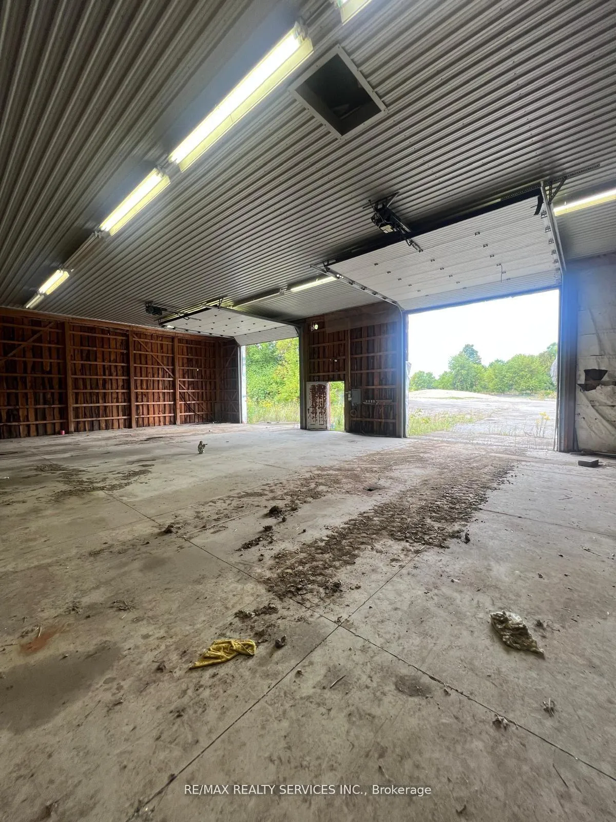 Photo 10 of 2178 Highway 6, Hamilton, Rural Flamborough — HOMEH