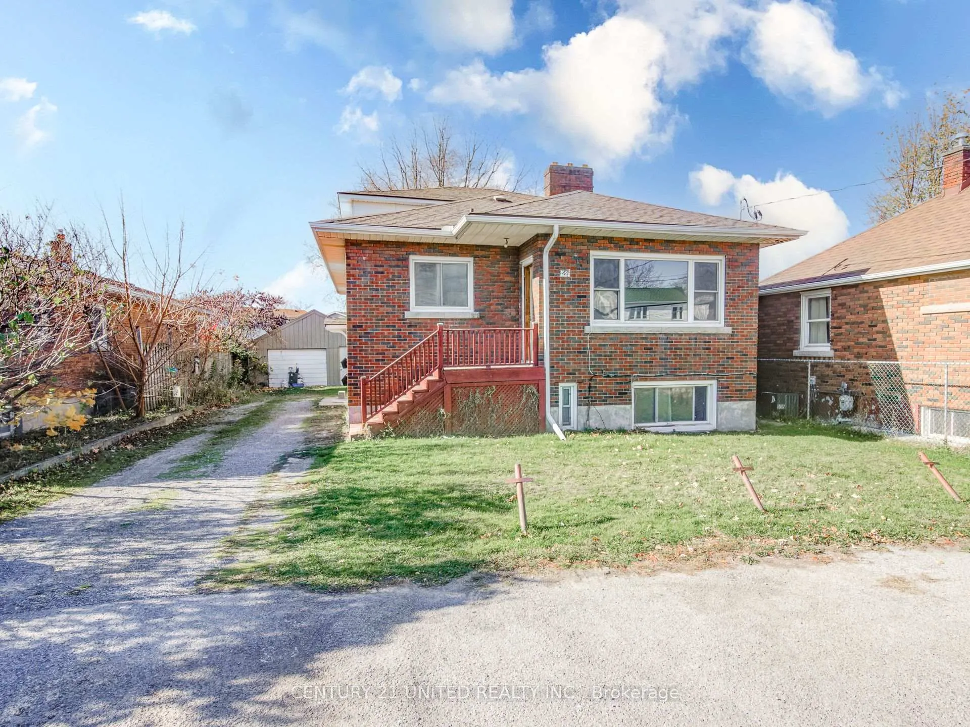 Photo 2 of Unit Unit 1, 99 Haig Street, St. Catharines, E. Chester — HOMEH