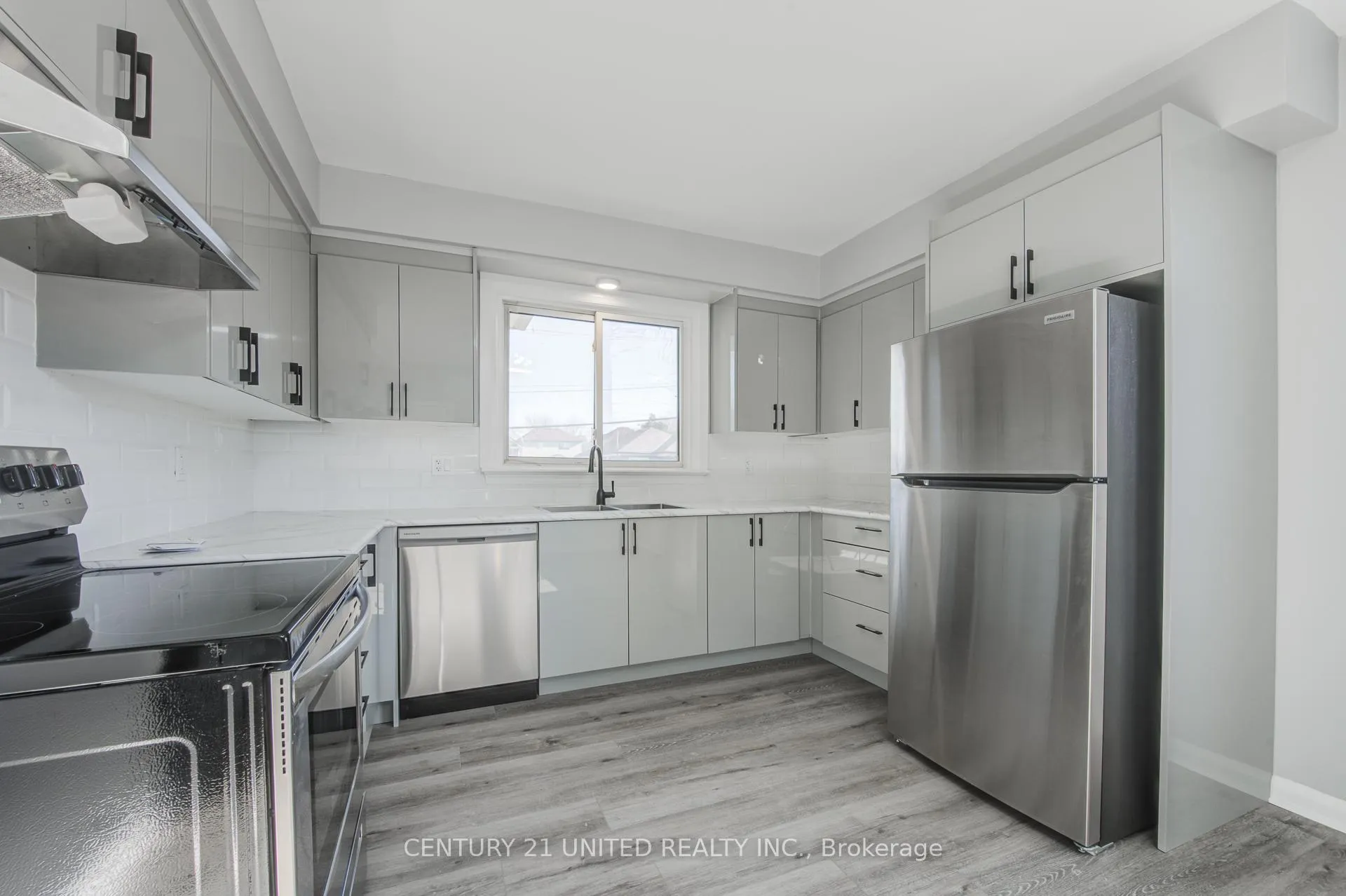 Photo 4 of Unit Unit 1, 99 Haig Street, St. Catharines, E. Chester — HOMEH
