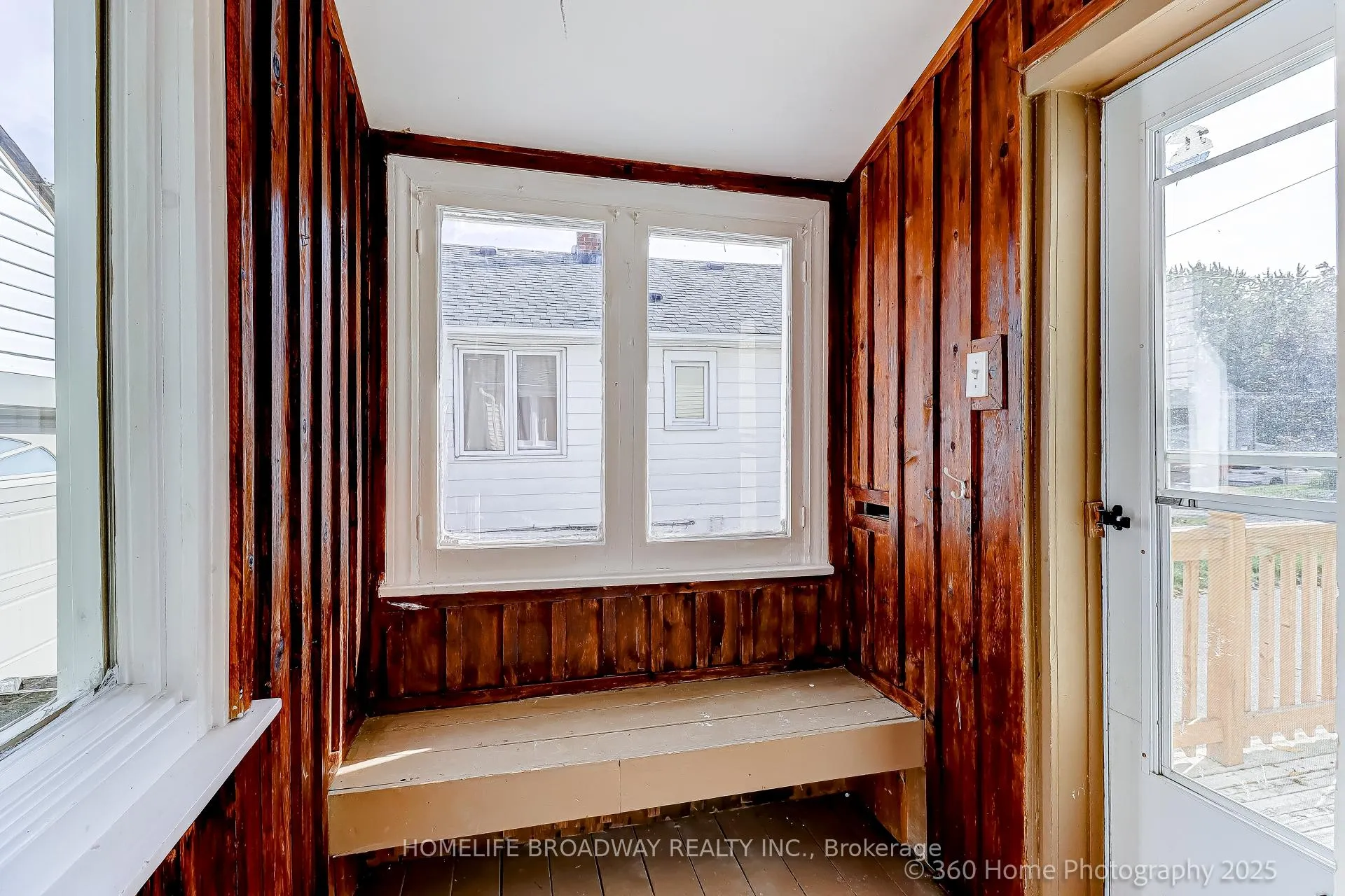 Photo 4 of 305 Andrew Street, Newmarket, Central Newmarket — HOMEH