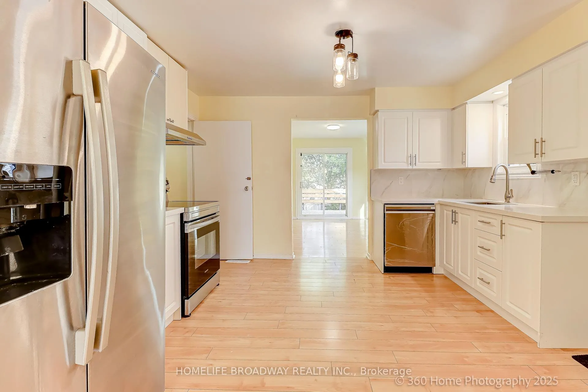 Photo 9 of 305 Andrew Street, Newmarket, Central Newmarket — HOMEH