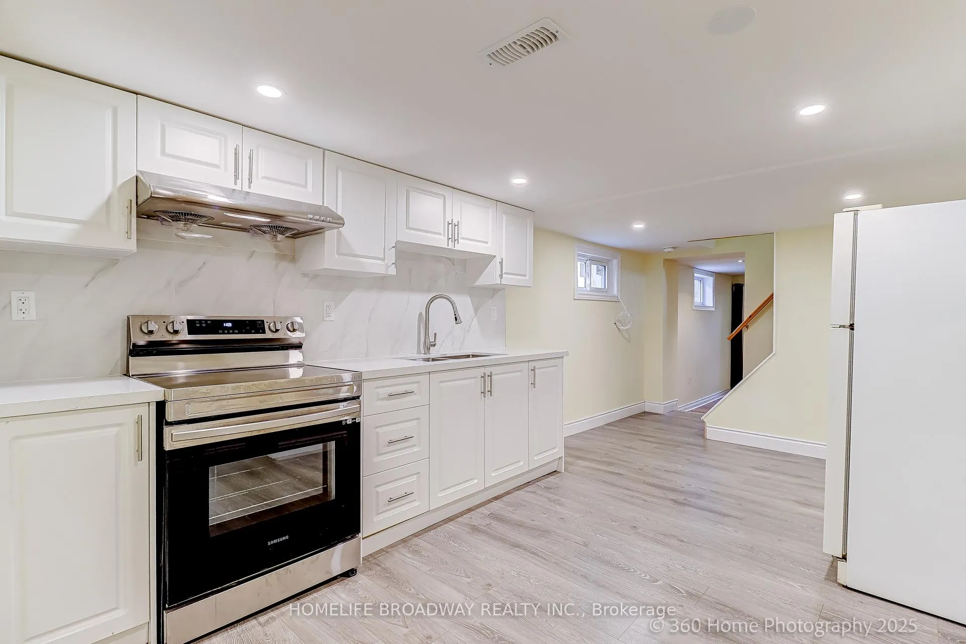 Photo 25 of 305 Andrew Street, Newmarket, Central Newmarket — HOMEH