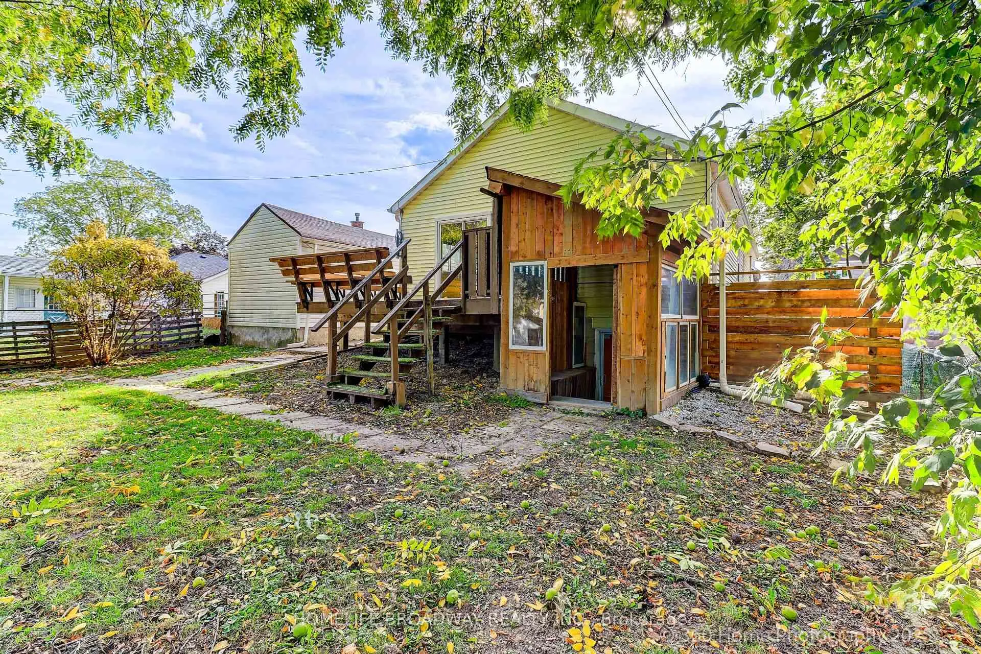 Photo 33 of 305 Andrew Street, Newmarket, Central Newmarket — HOMEH