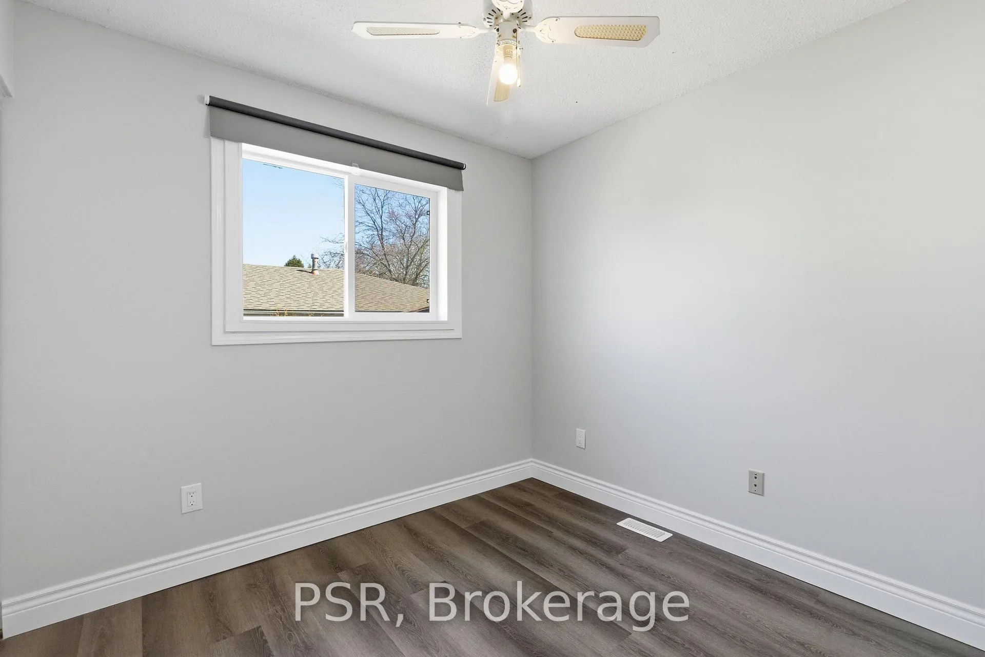 Photo 13 of 577 Tuscarora Drive, Hamilton, Ancaster — HOMEH
