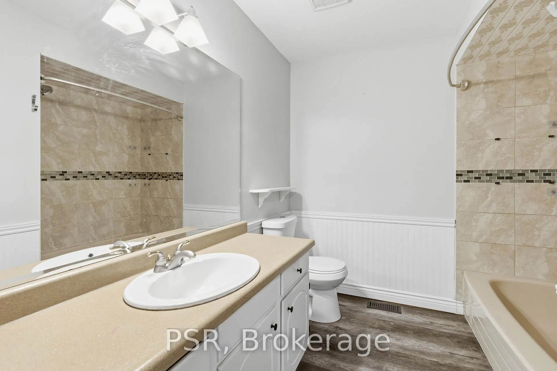 Photo 18 of 577 Tuscarora Drive, Hamilton, Ancaster — HOMEH
