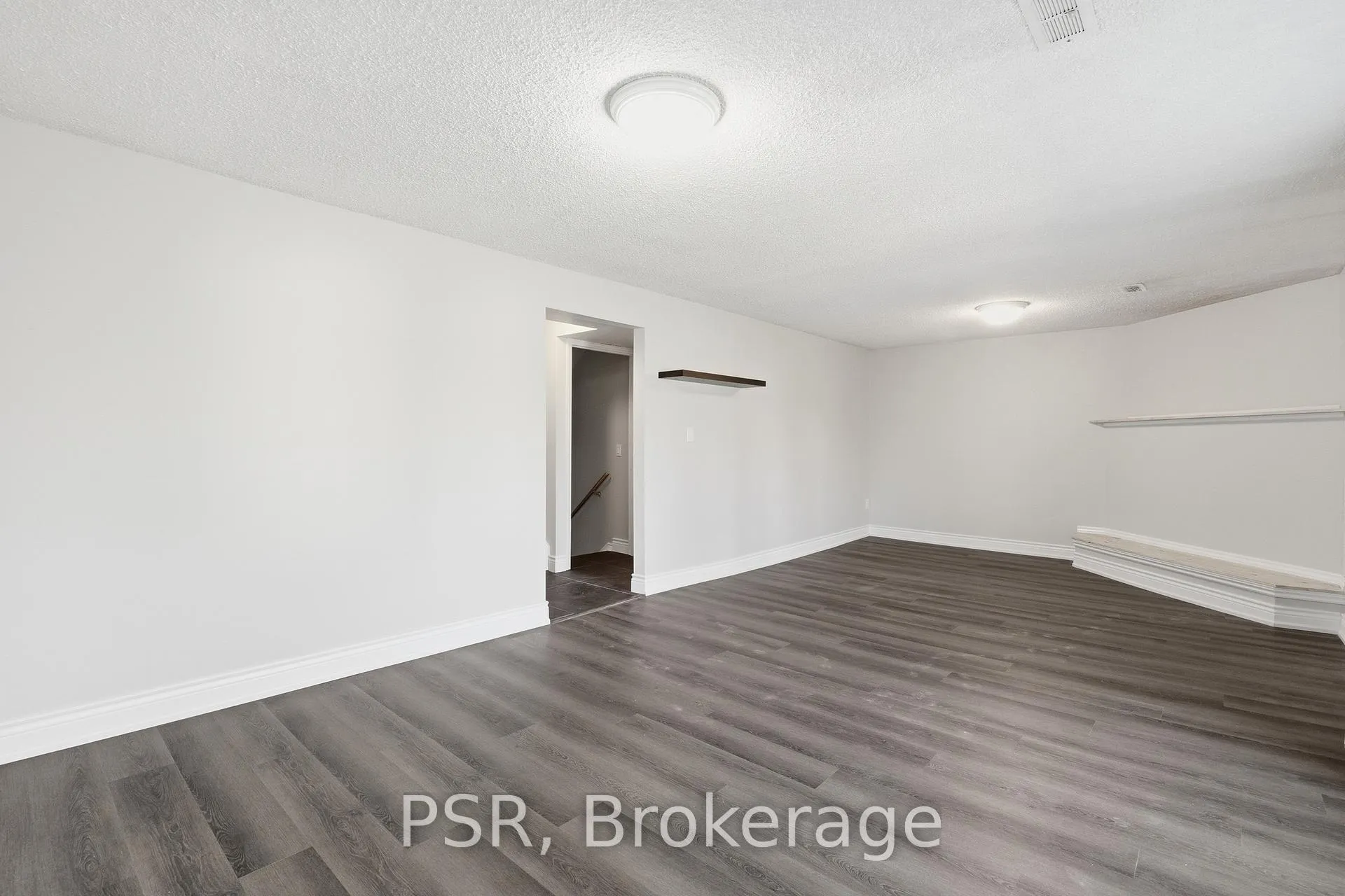 Photo 19 of 577 Tuscarora Drive, Hamilton, Ancaster — HOMEH