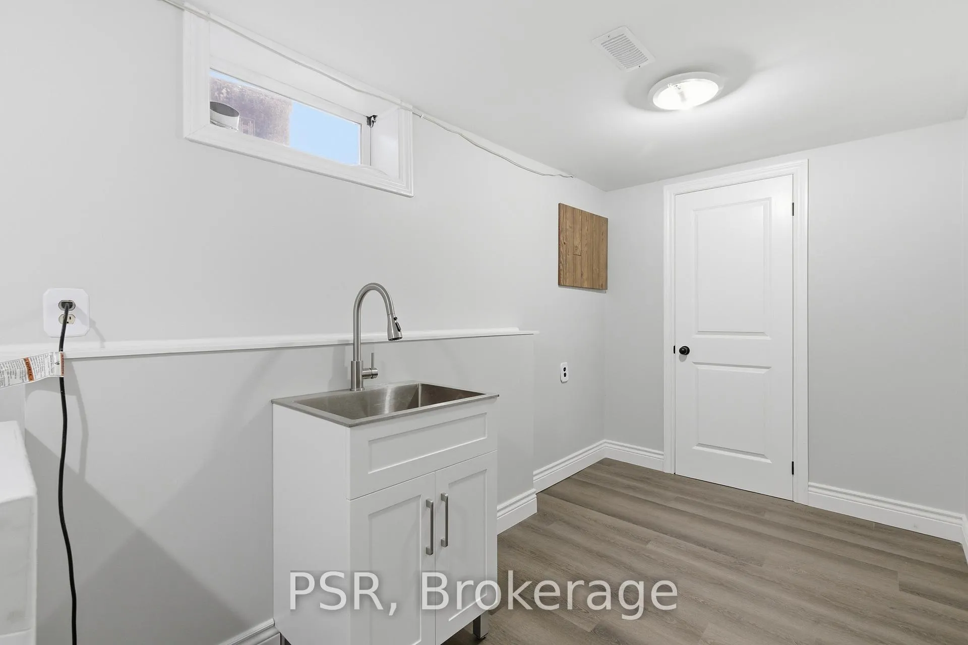Photo 26 of 577 Tuscarora Drive, Hamilton, Ancaster — HOMEH