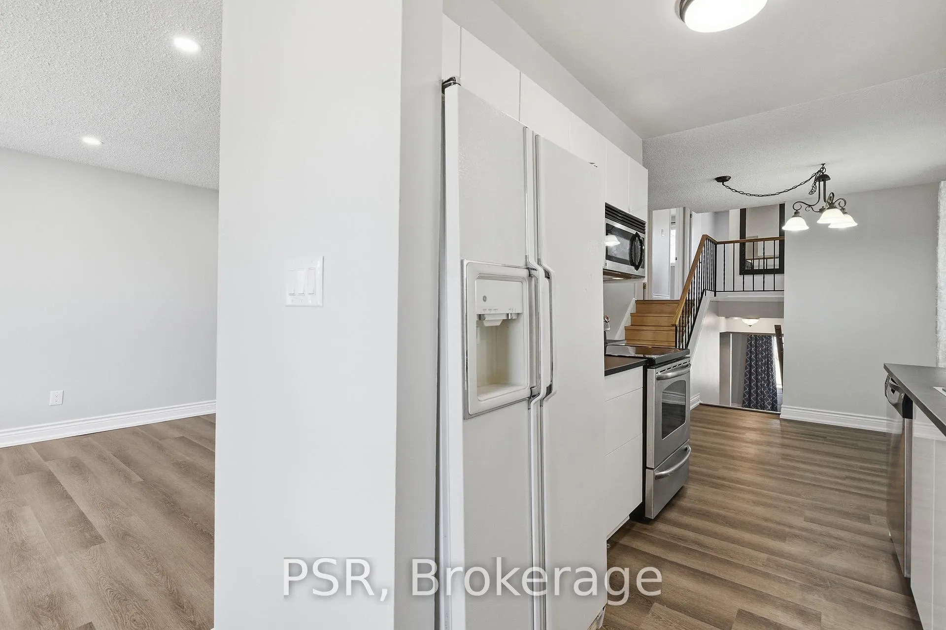 Photo 33 of 577 Tuscarora Drive, Hamilton, Ancaster — HOMEH
