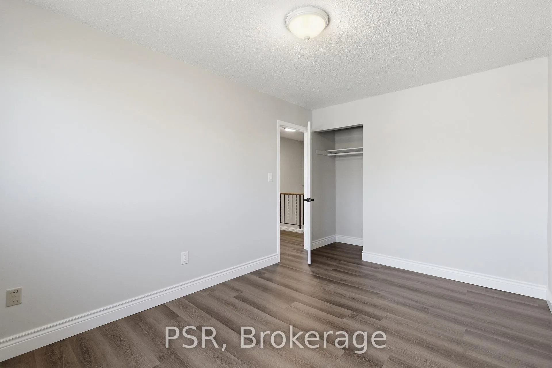 Photo 37 of 577 Tuscarora Drive, Hamilton, Ancaster — HOMEH