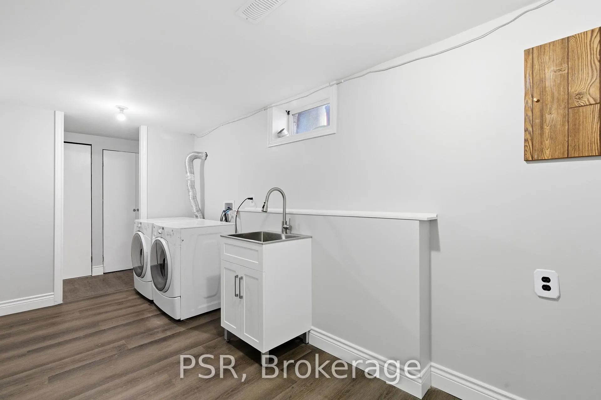 Photo 39 of 577 Tuscarora Drive, Hamilton, Ancaster — HOMEH