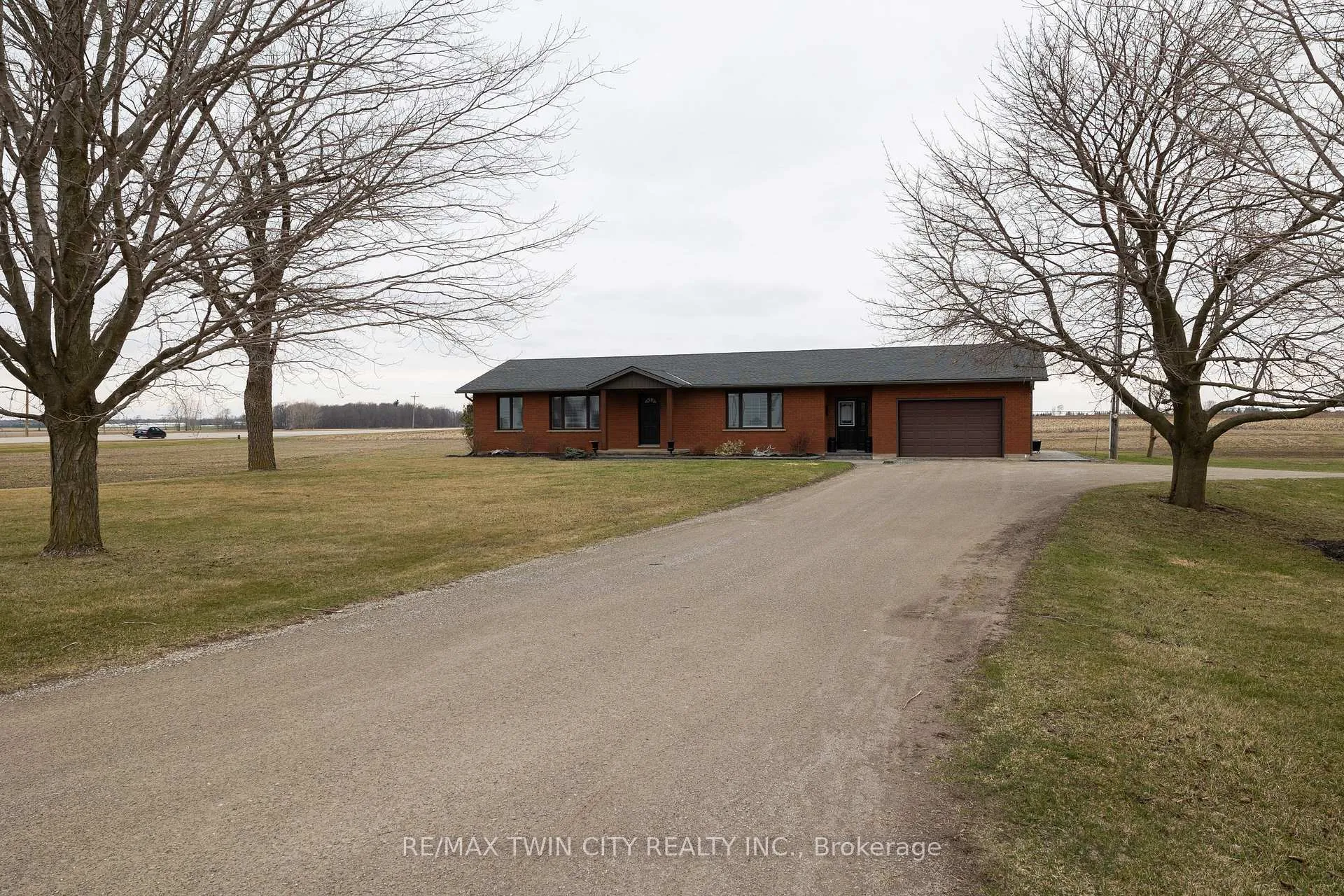 Photo 5 of 58 Tenth Conc. Road, Brant, Burford — HOMEH
