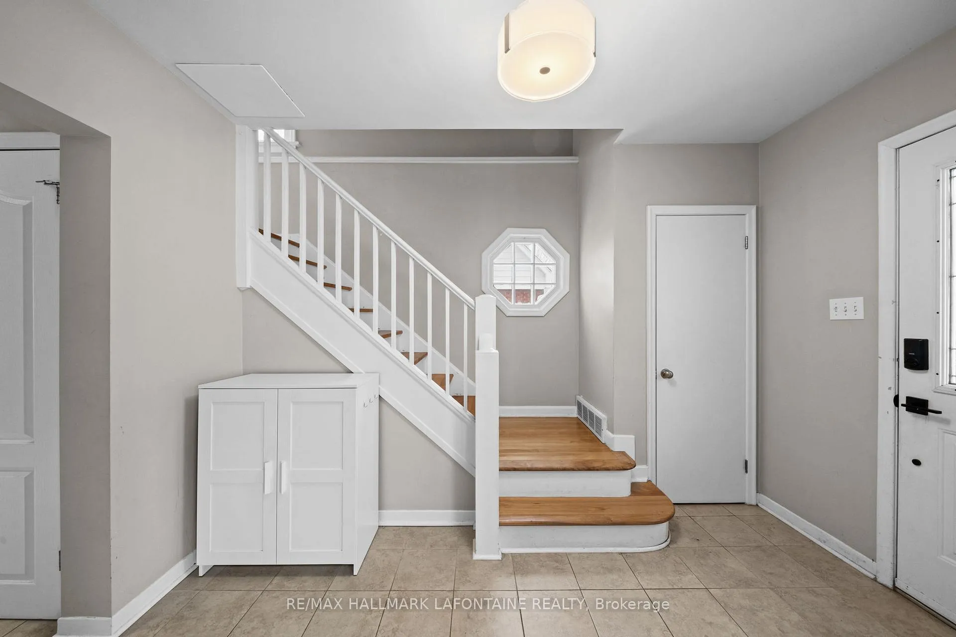Photo 18 of 822 Colson Avenue, Ottawa, Elmvale Acres — HOMEH