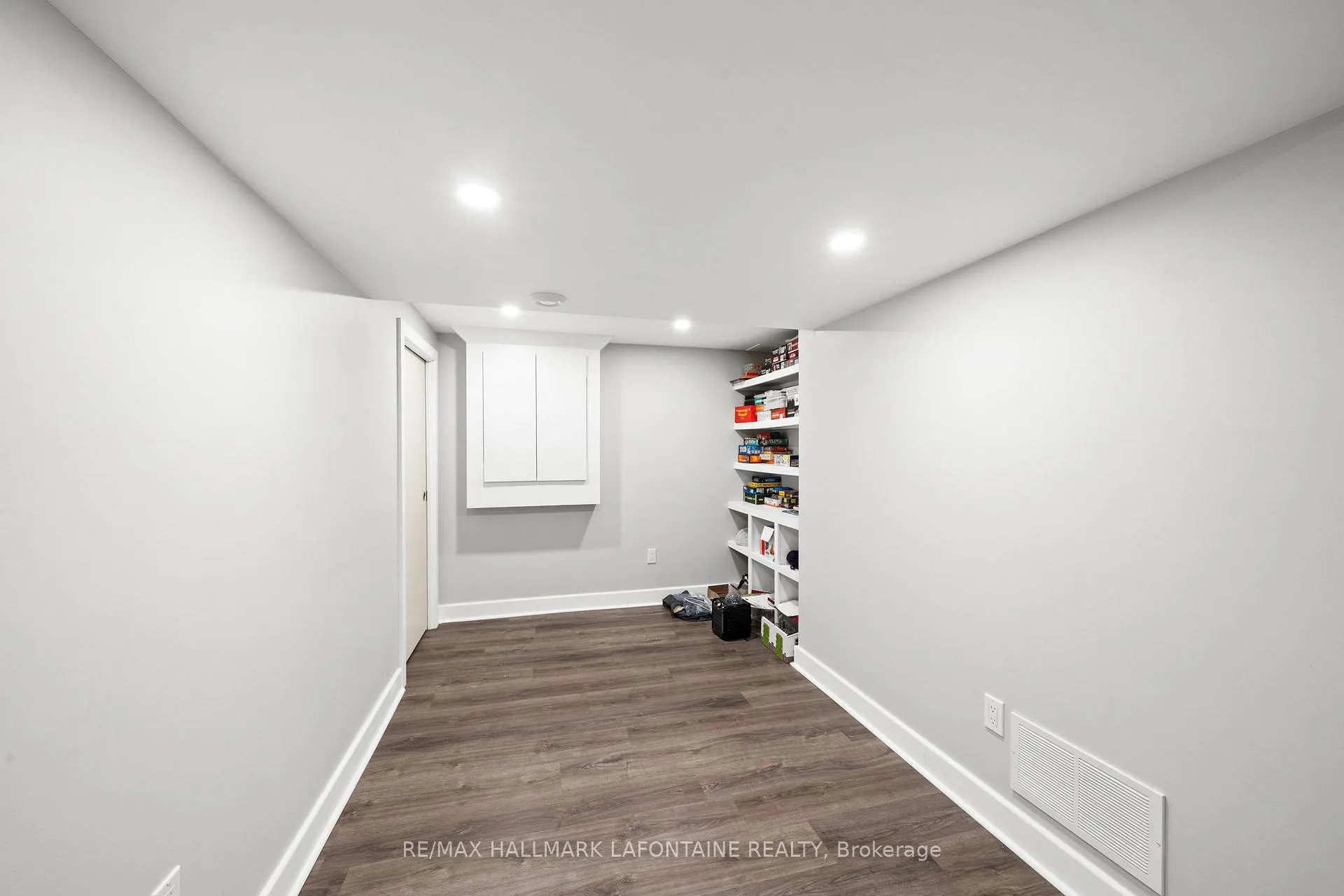 Photo 31 of 822 Colson Avenue, Ottawa, Elmvale Acres — HOMEH