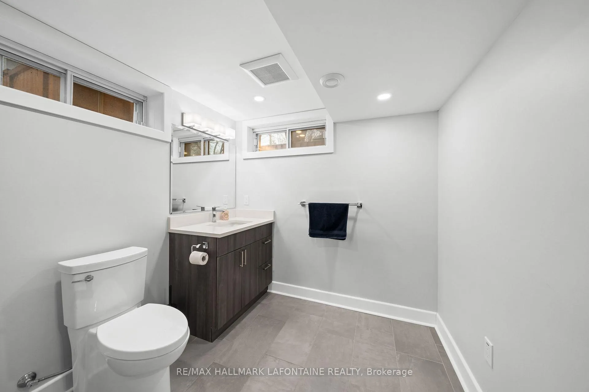 Photo 33 of 822 Colson Avenue, Ottawa, Elmvale Acres — HOMEH