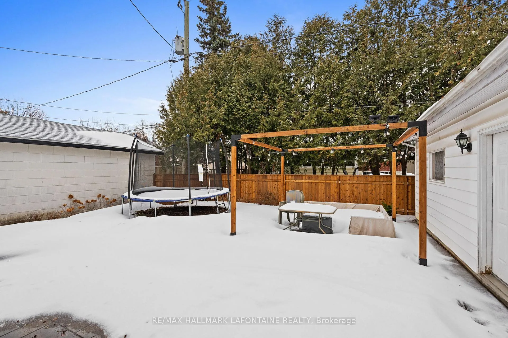 Photo 35 of 822 Colson Avenue, Ottawa, Elmvale Acres — HOMEH