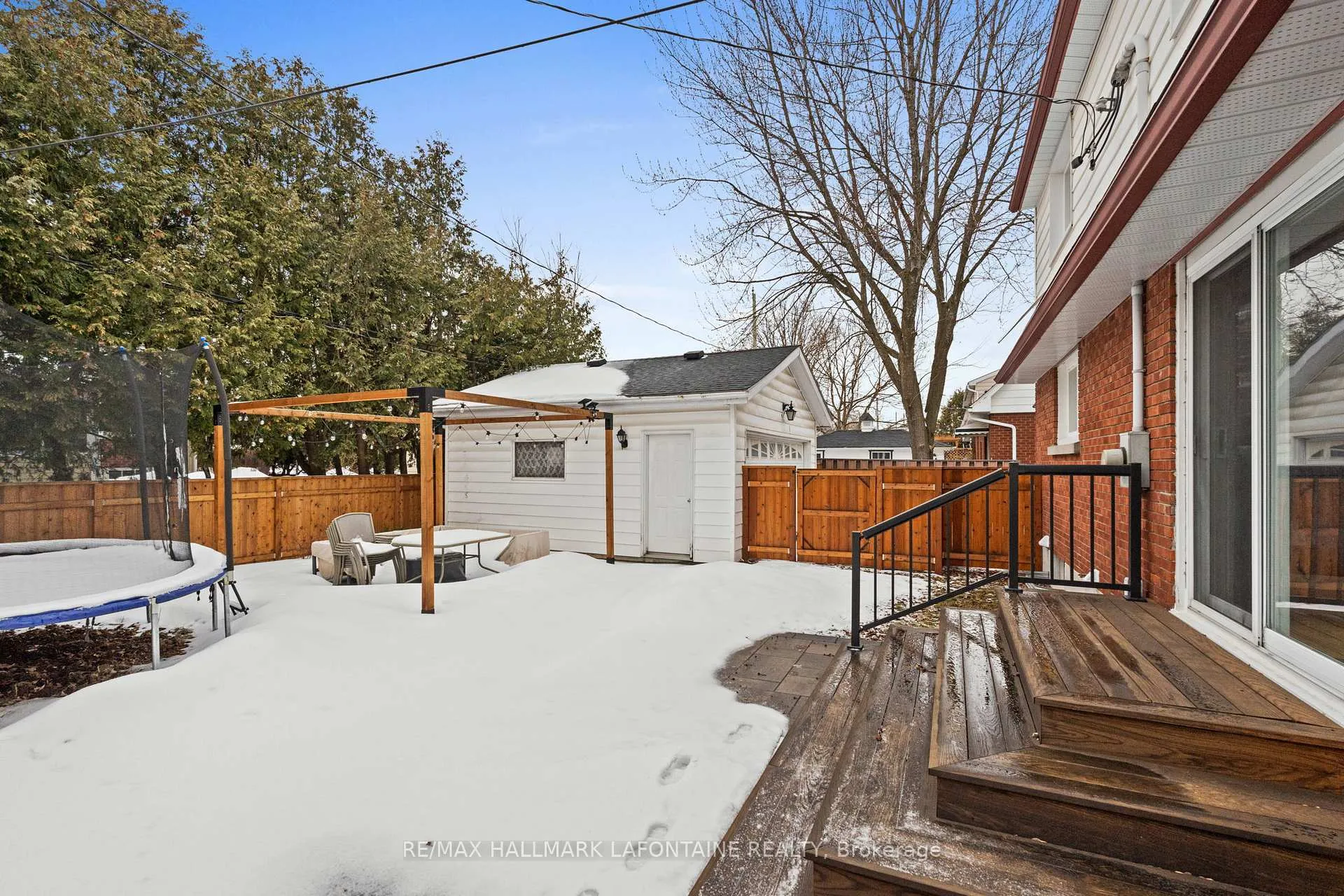 Photo 36 of 822 Colson Avenue, Ottawa, Elmvale Acres — HOMEH