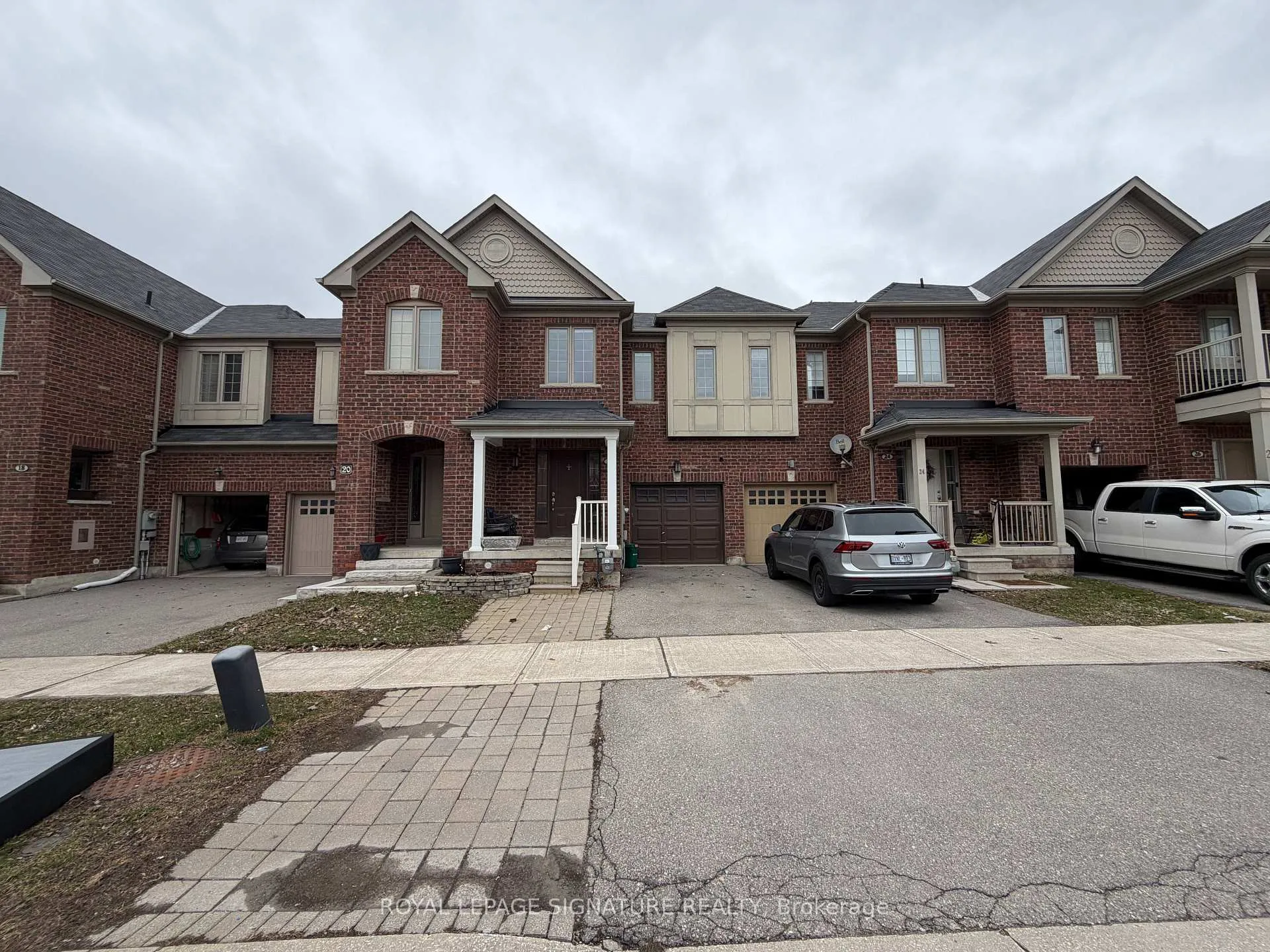 Photo 1 of 22 Muscadel Road, Vaughan, Vellore Village — HOMEH