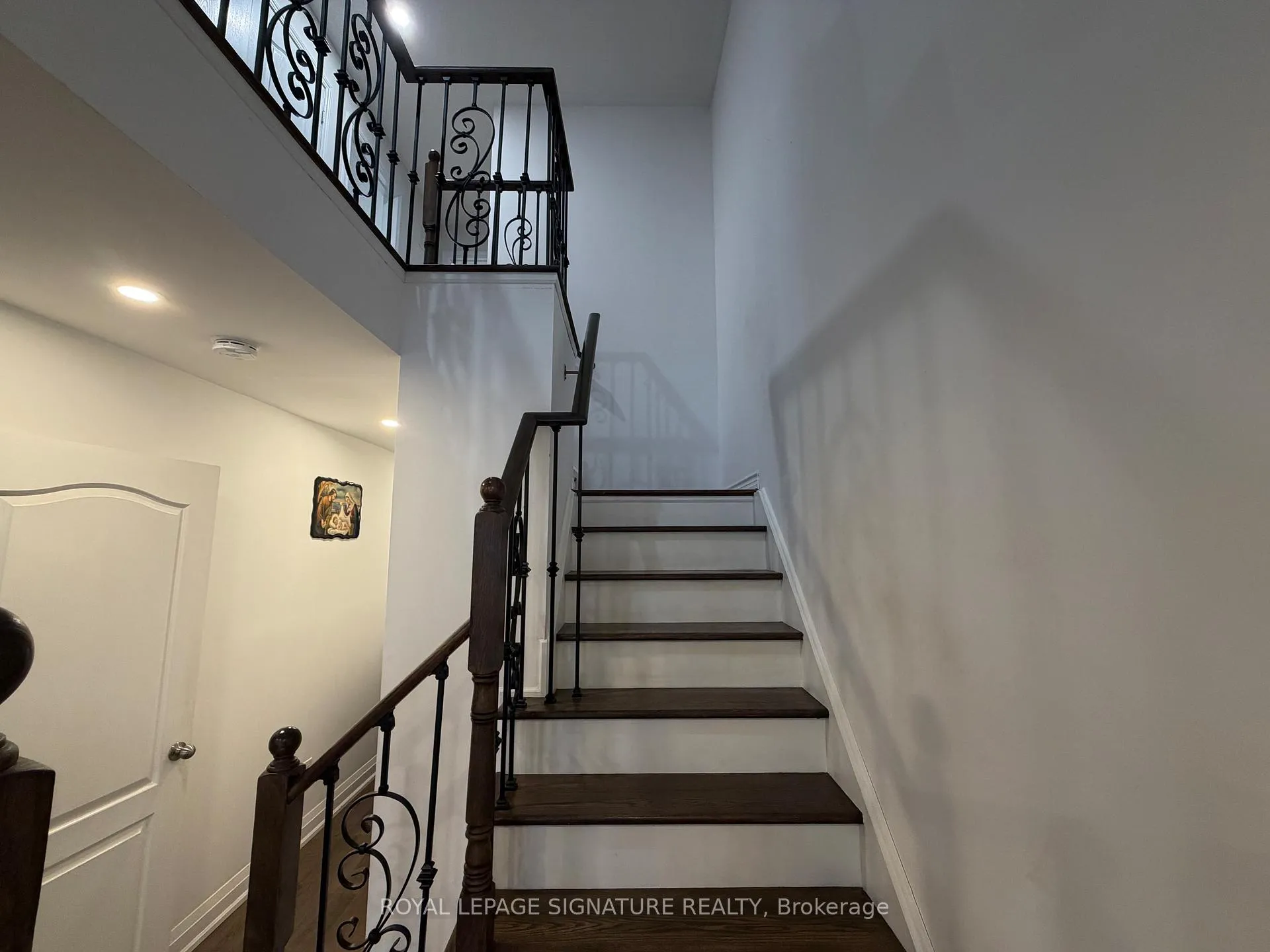 Photo 14 of 22 Muscadel Road, Vaughan, Vellore Village — HOMEH