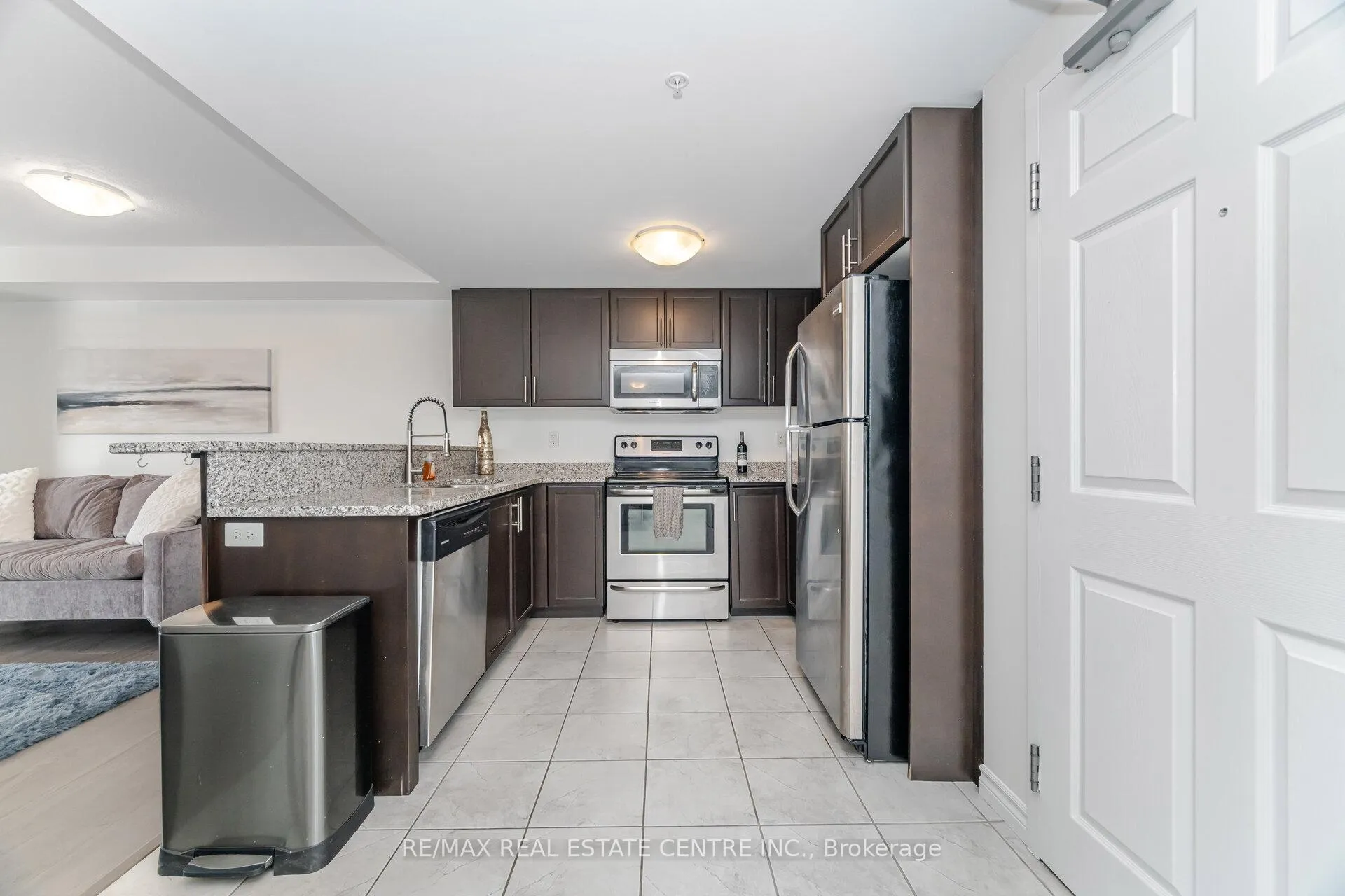 Photo 5 of Unit 409, 45 Kingsbury Square, Guelph, Pineridge/Westminster Woods — HOMEH