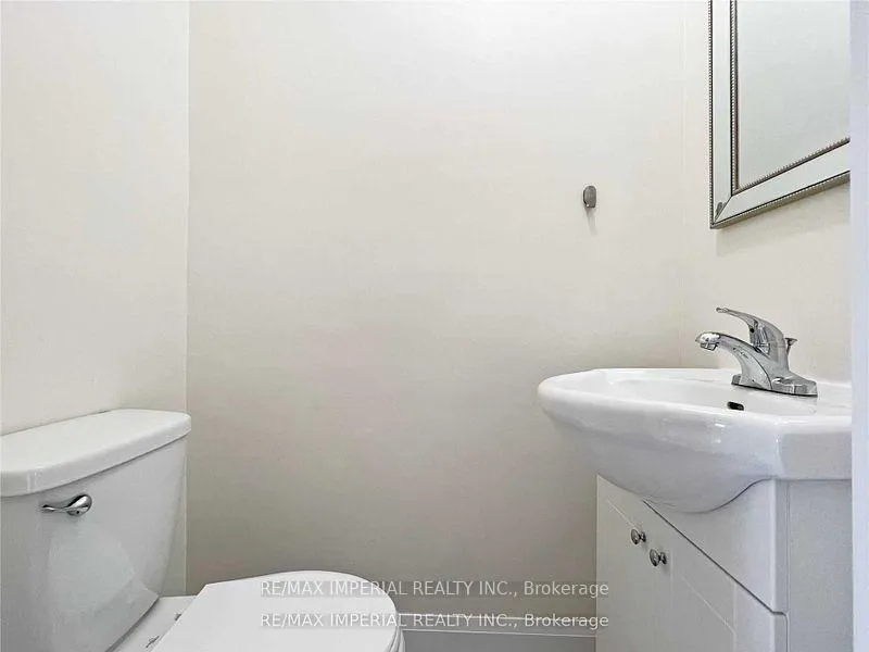 Photo 10 of 641A The Queensway, Etobicoke, Stonegate-Queensway — HOMEH